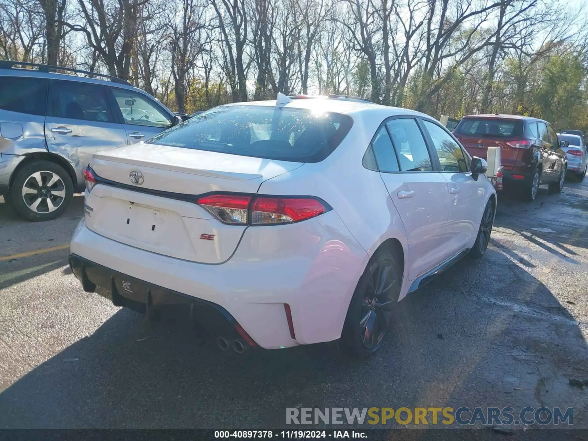 4 Photograph of a damaged car 5YFP4MCE0PP142334 TOYOTA COROLLA 2023