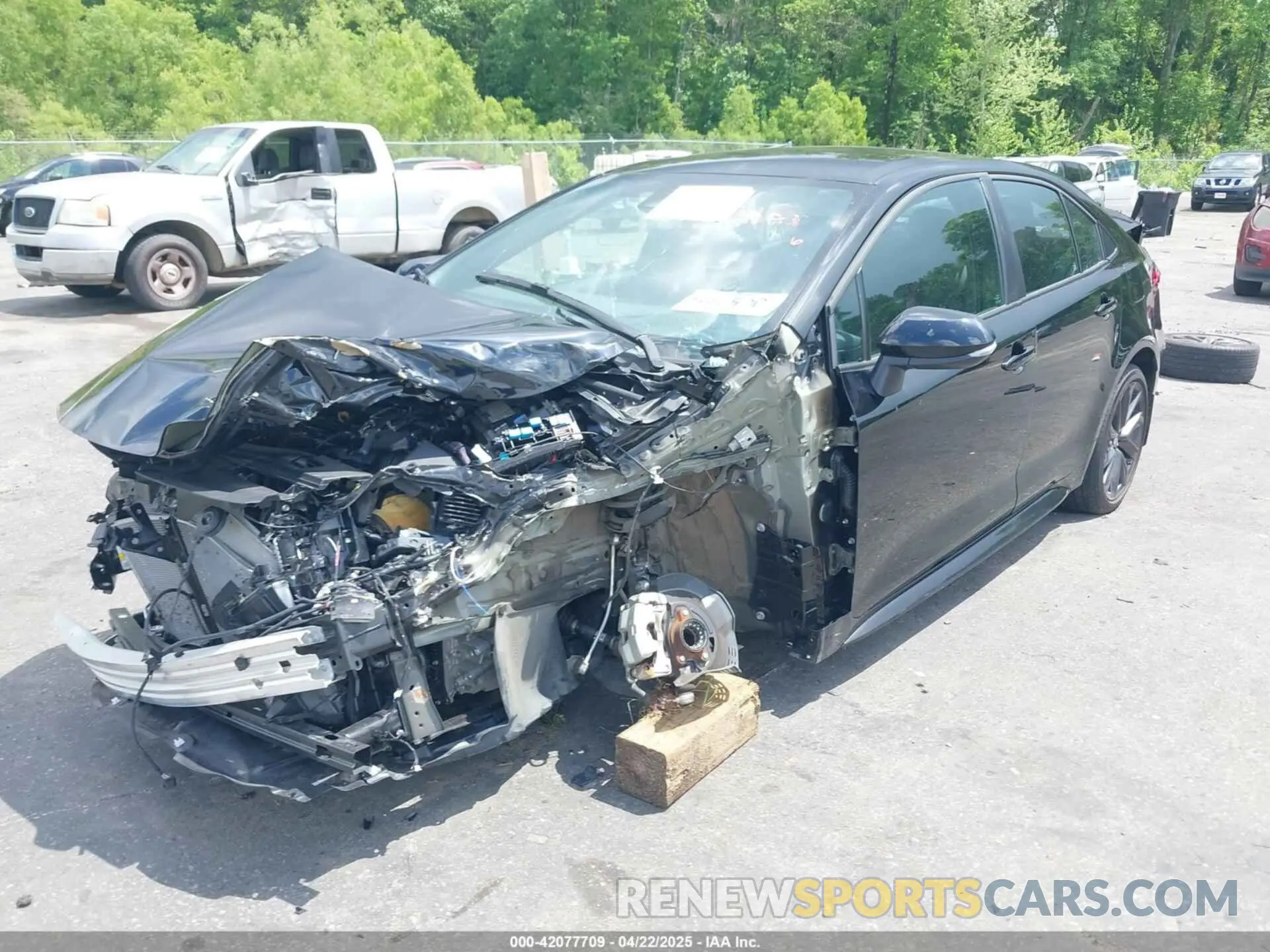 2 Photograph of a damaged car 5YFS4MCE0PP142053 TOYOTA COROLLA 2023
