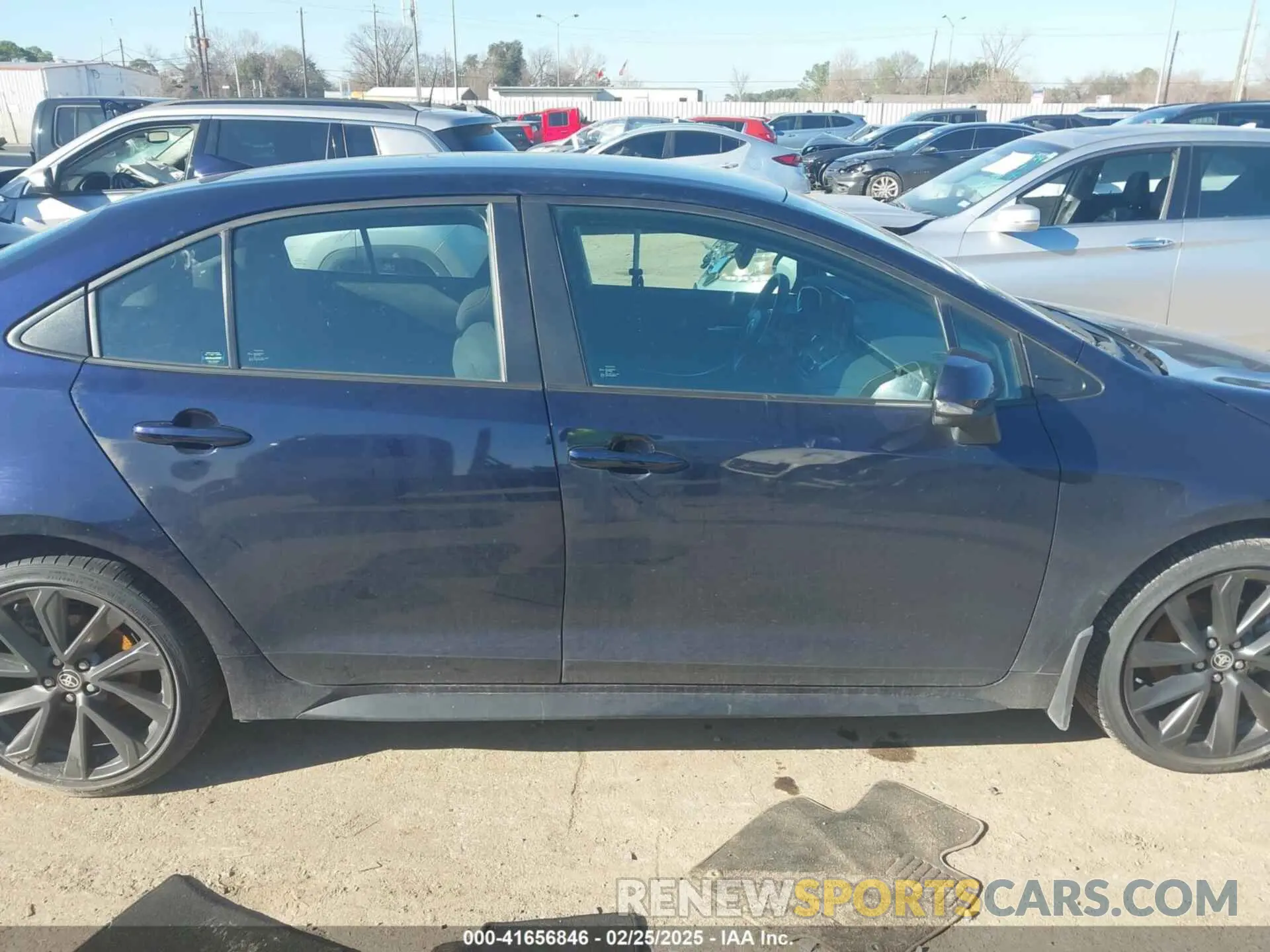 13 Photograph of a damaged car 5YFS4MCE3PP151233 TOYOTA COROLLA 2023