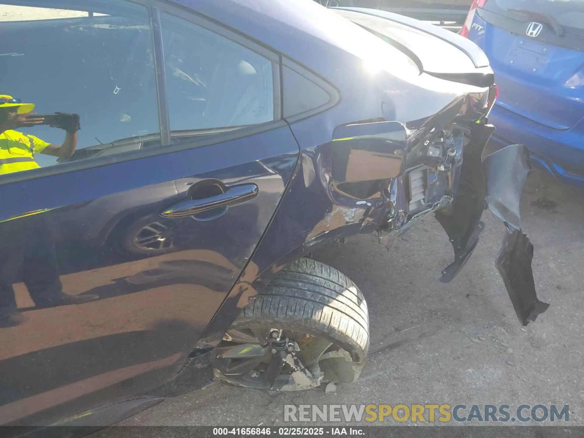 6 Photograph of a damaged car 5YFS4MCE3PP151233 TOYOTA COROLLA 2023
