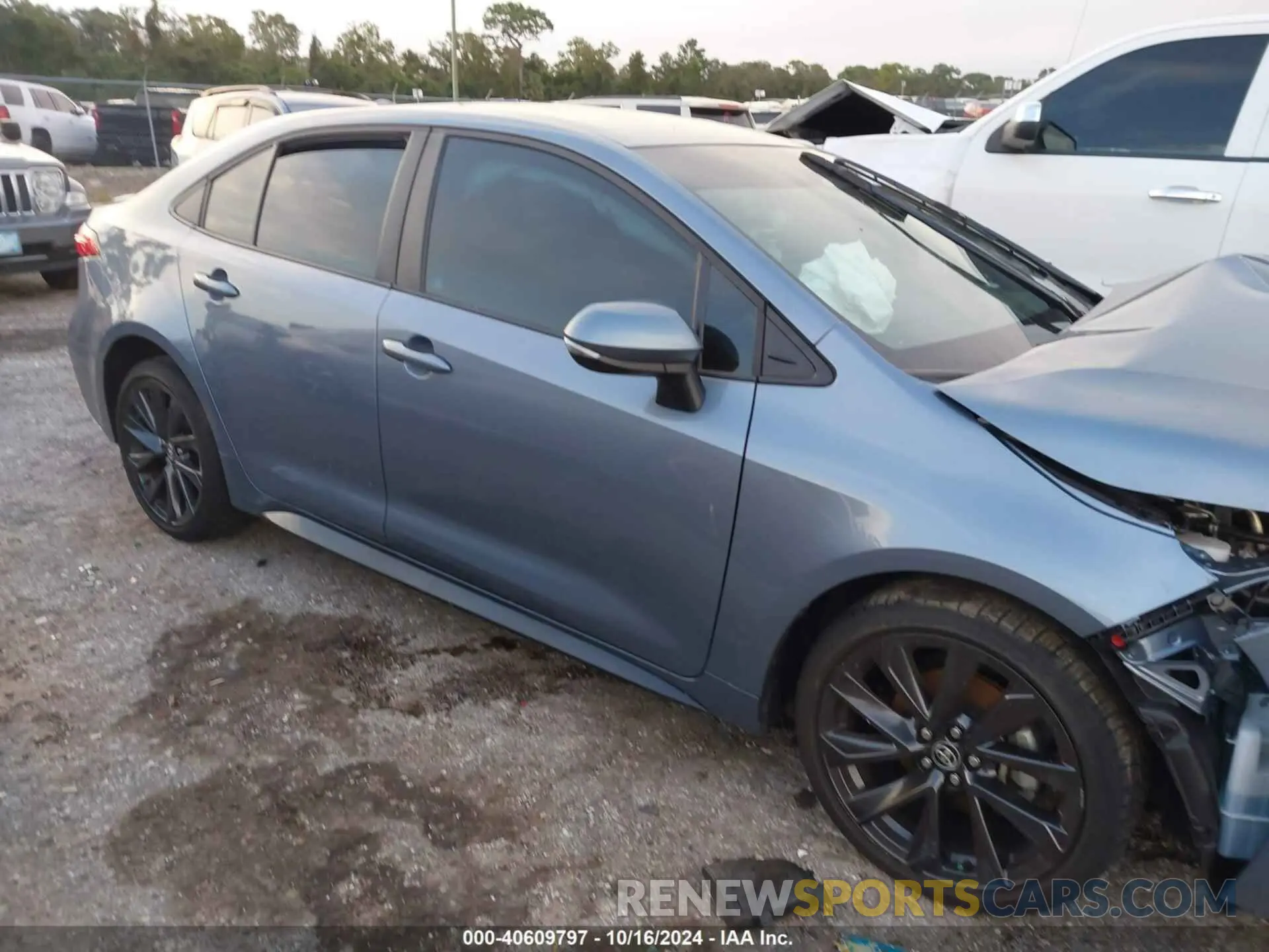 14 Photograph of a damaged car 5YFS4MCE4PP141441 TOYOTA COROLLA 2023