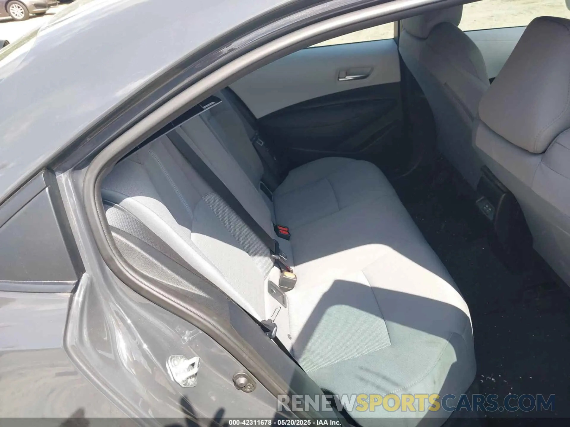 7 Photograph of a damaged car 5YFS4MCE4PP167652 TOYOTA COROLLA 2023
