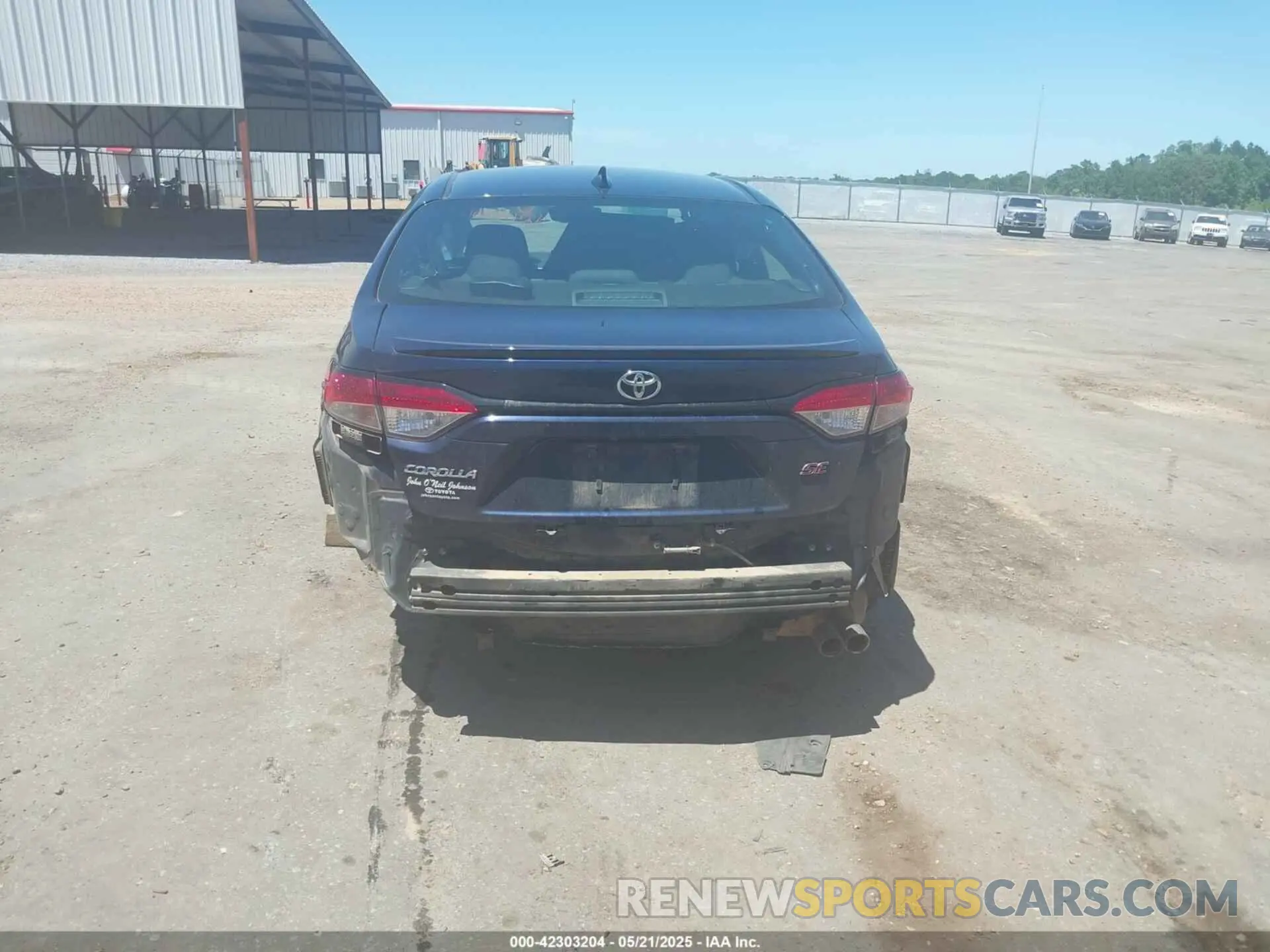 17 Photograph of a damaged car 5YFS4MCE8PP148506 TOYOTA COROLLA 2023