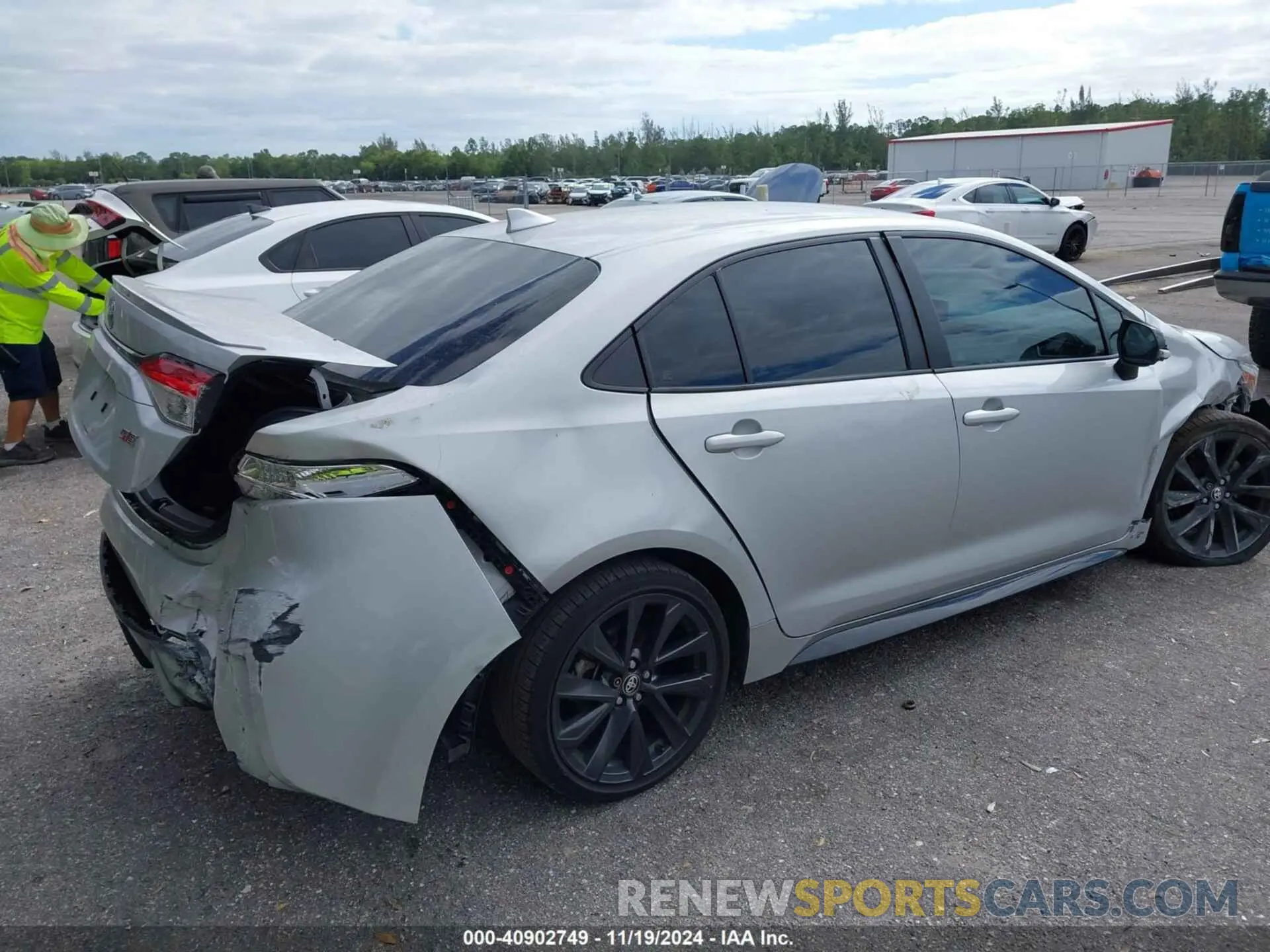 4 Photograph of a damaged car 5YFS4MCEXPP153531 TOYOTA COROLLA 2023