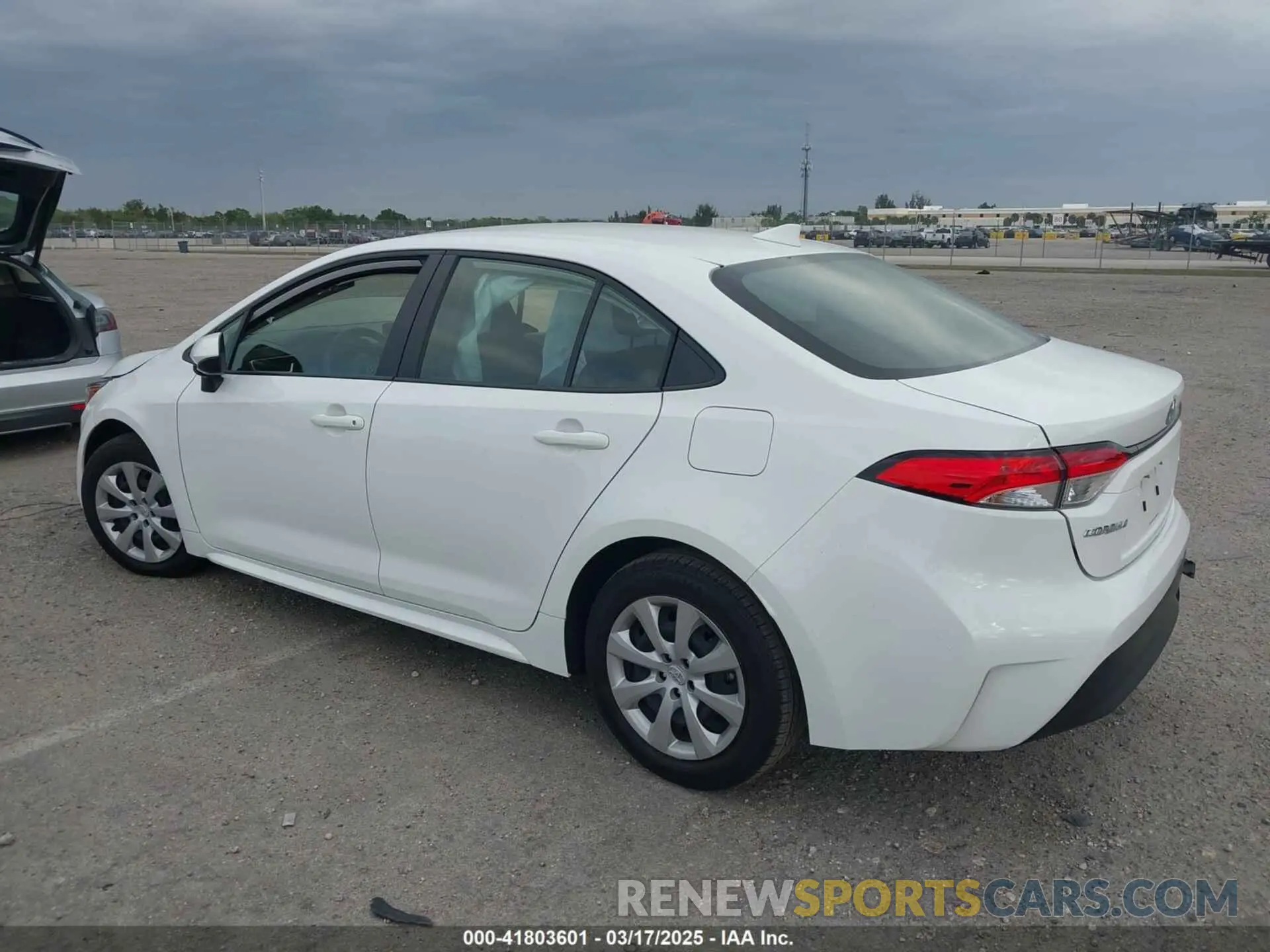 3 Фотография поврежденного автомобиля JTDB4MEE0P3012666 TOYOTA COROLLA 2023