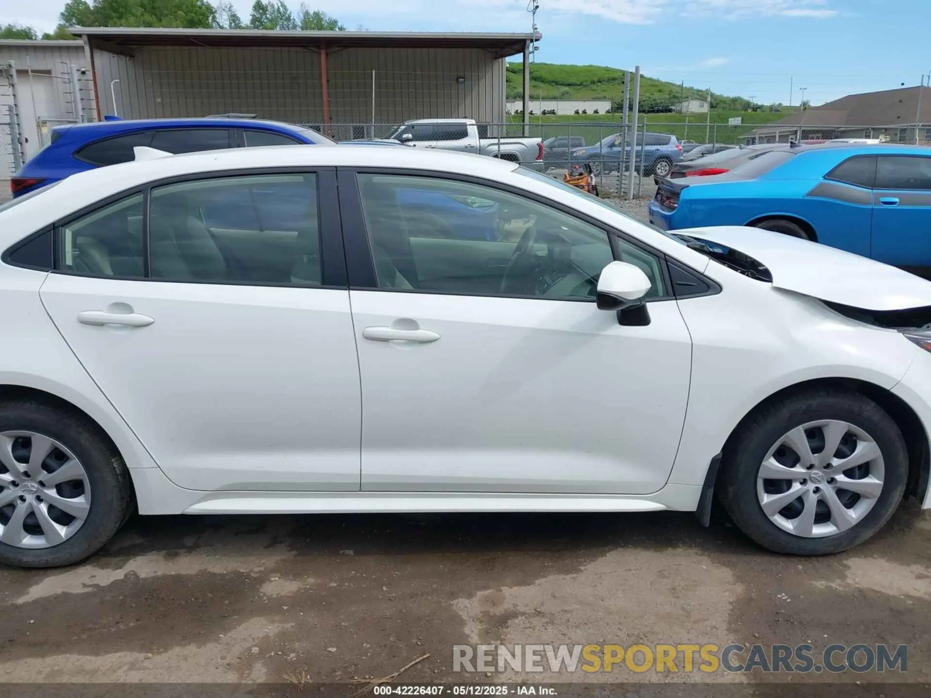 13 Фотография поврежденного автомобиля JTDB4MEE1P3009386 TOYOTA COROLLA 2023