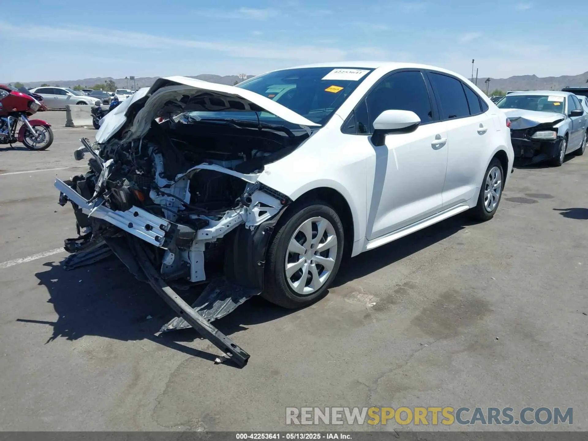 2 Фотография поврежденного автомобиля JTDB4MEE3PJ011233 TOYOTA COROLLA 2023