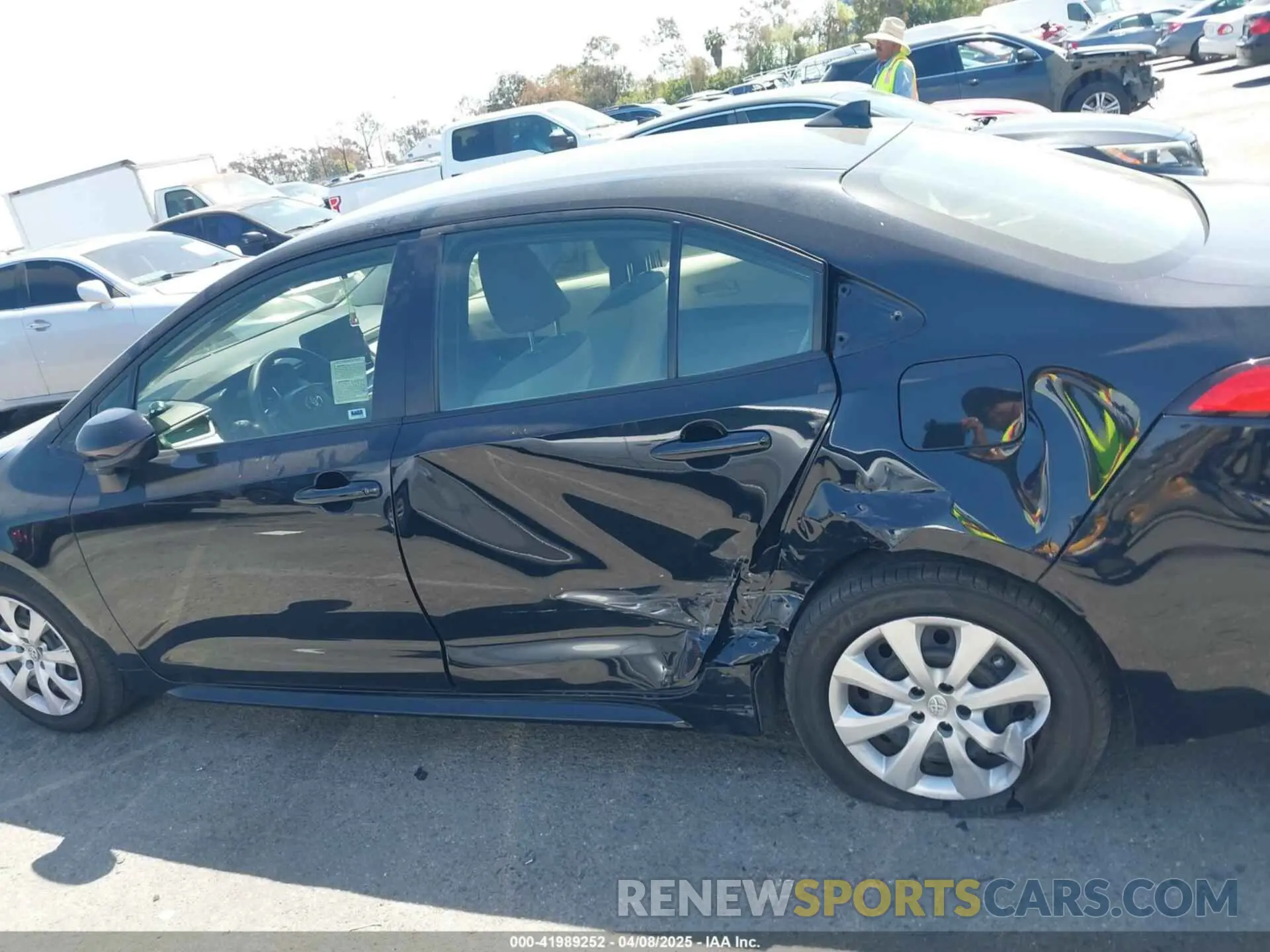 14 Photograph of a damaged car JTDB4MEE5P3005454 TOYOTA COROLLA 2023