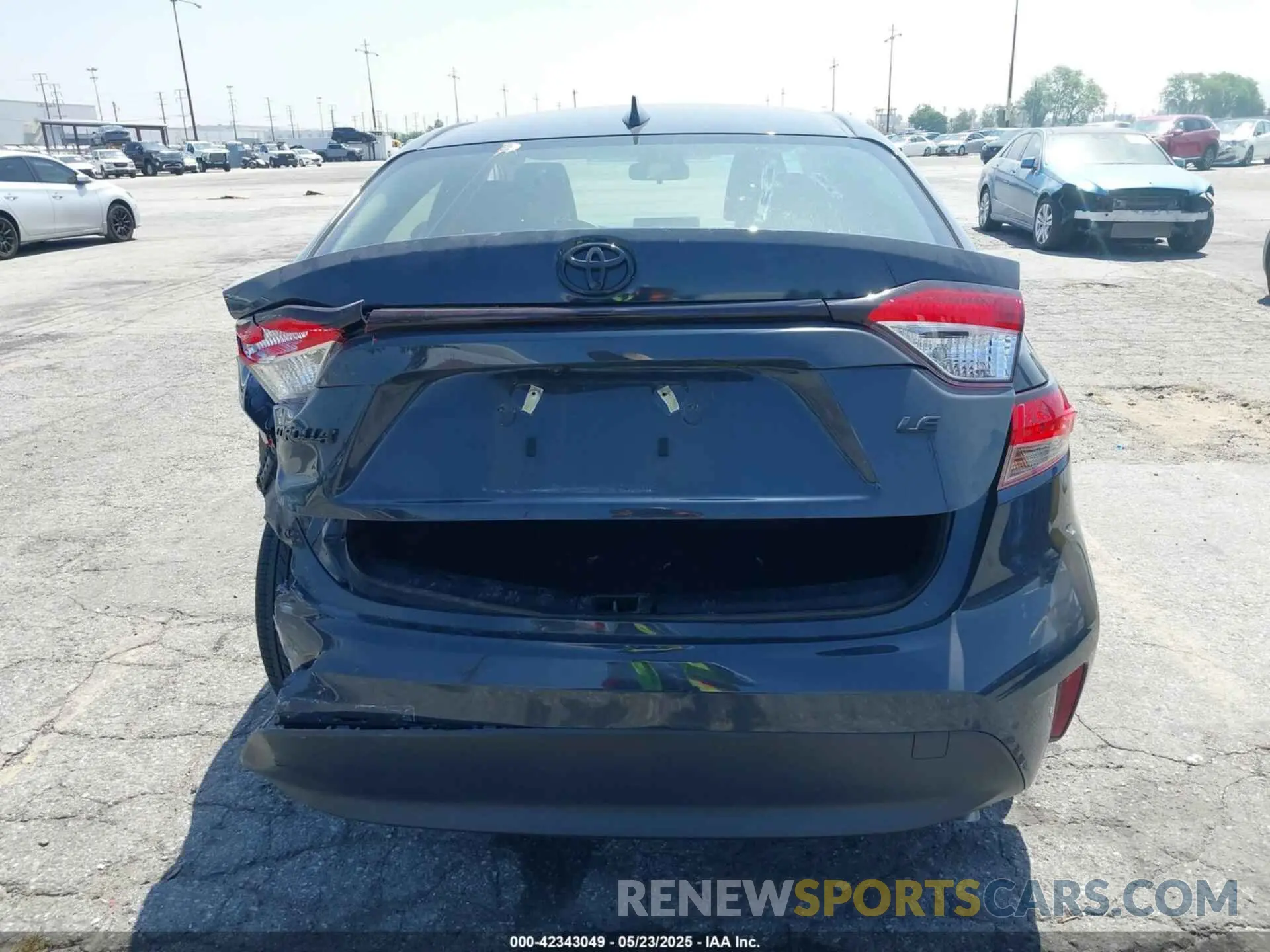 16 Photograph of a damaged car JTDB4MEE5P3015059 TOYOTA COROLLA 2023
