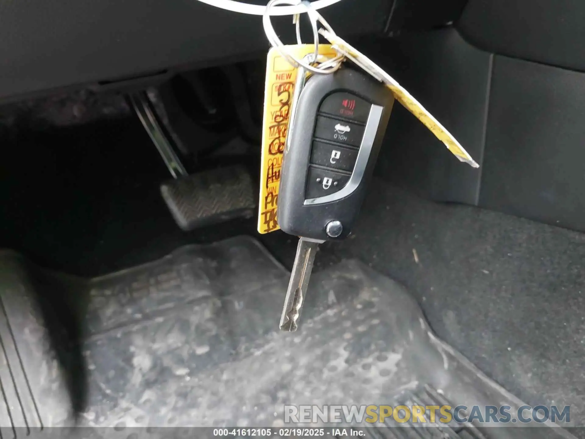 11 Фотография поврежденного автомобиля JTDB4MEE7P3004984 TOYOTA COROLLA 2023