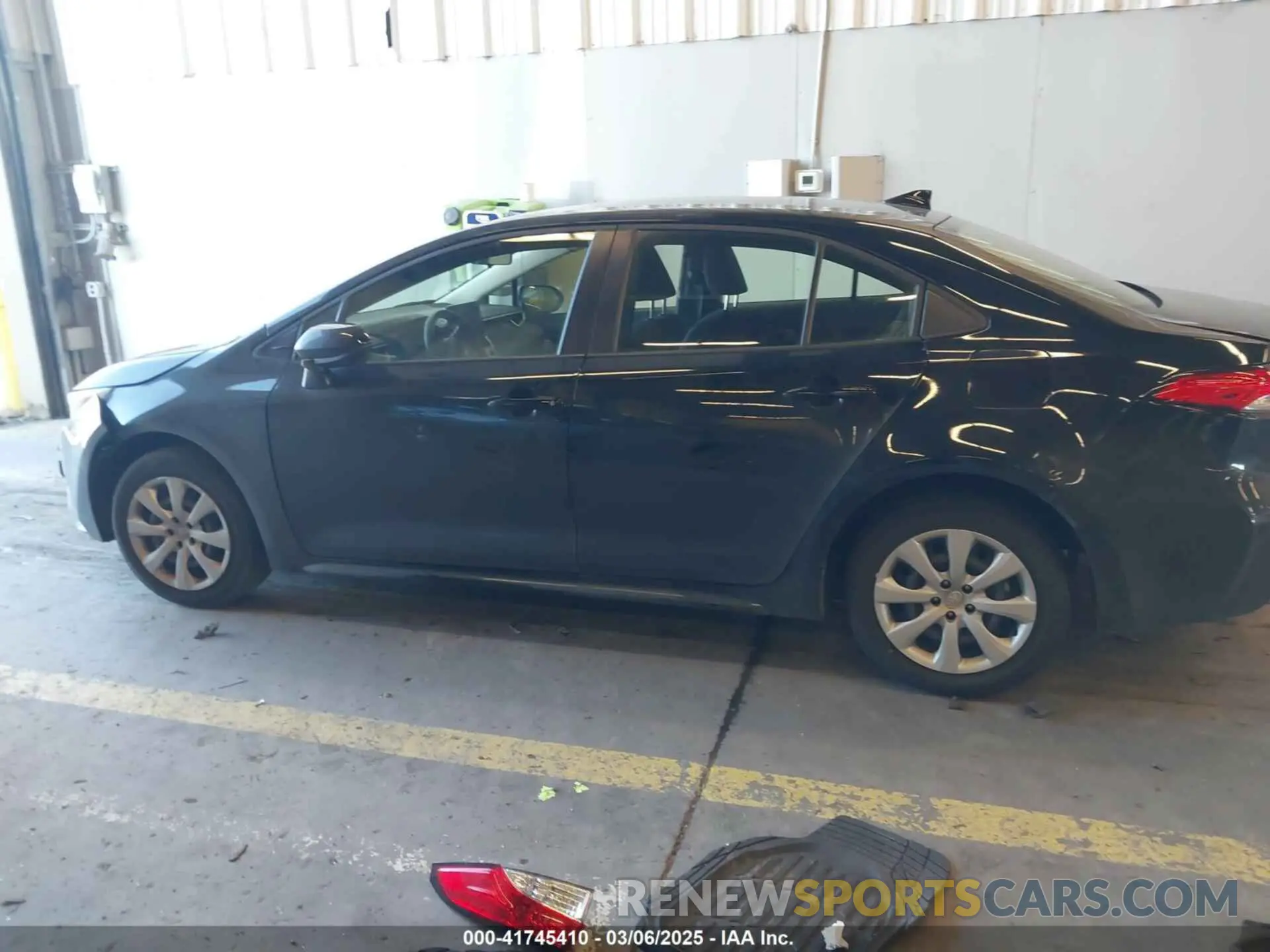 15 Фотография поврежденного автомобиля JTDB4MEE7P3010428 TOYOTA COROLLA 2023