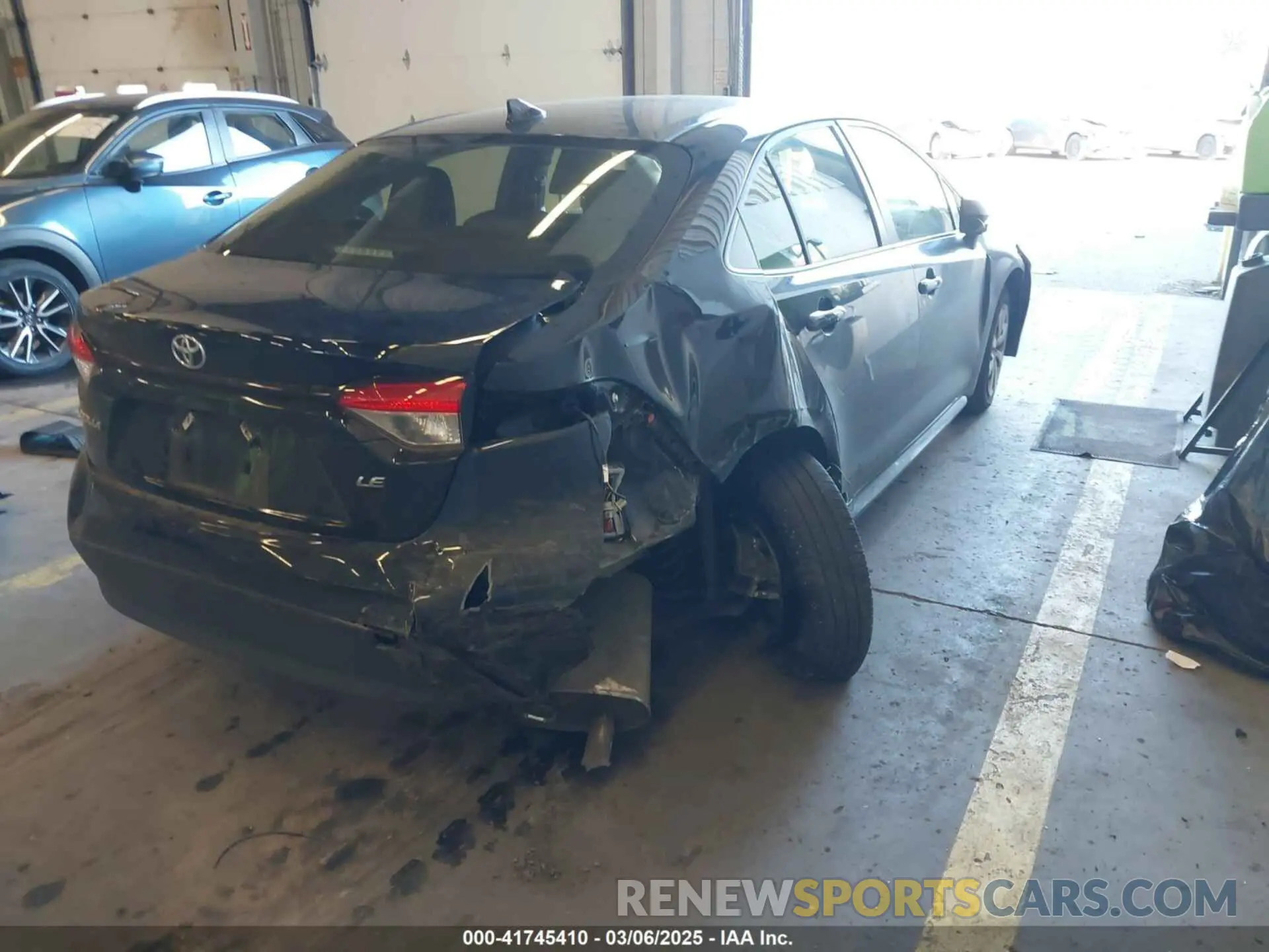4 Фотография поврежденного автомобиля JTDB4MEE7P3010428 TOYOTA COROLLA 2023
