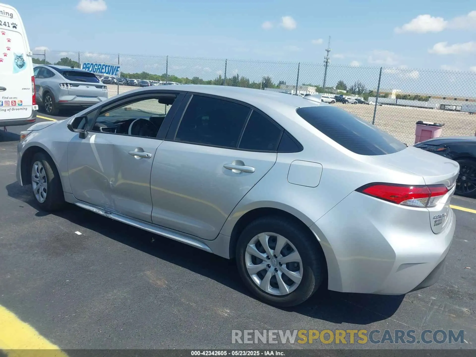 3 Photograph of a damaged car JTDBCMFE0P3021742 TOYOTA COROLLA 2023