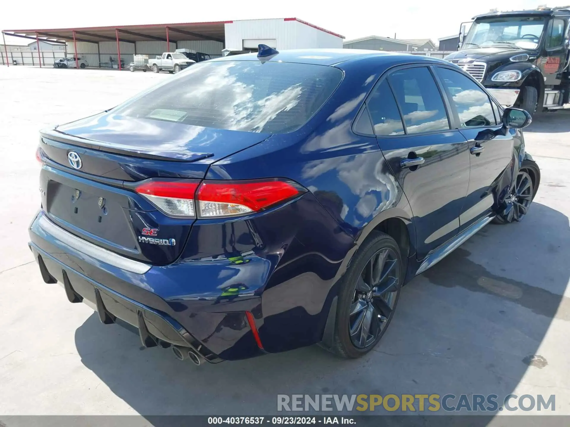 4 Фотография поврежденного автомобиля JTDBCMFE2PJ003920 TOYOTA COROLLA 2023