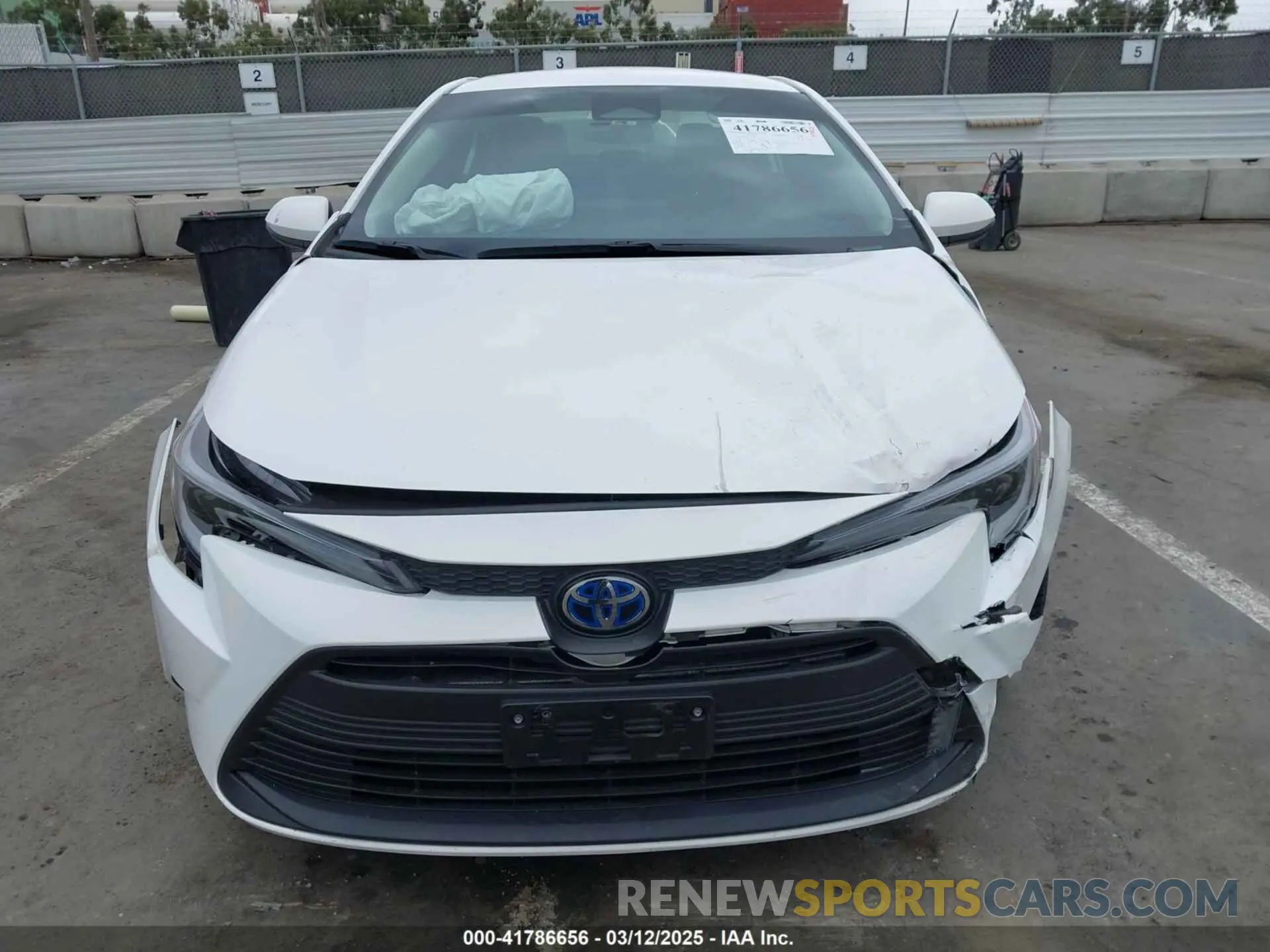 12 Фотография поврежденного автомобиля JTDBCMFE3PJ010097 TOYOTA COROLLA 2023