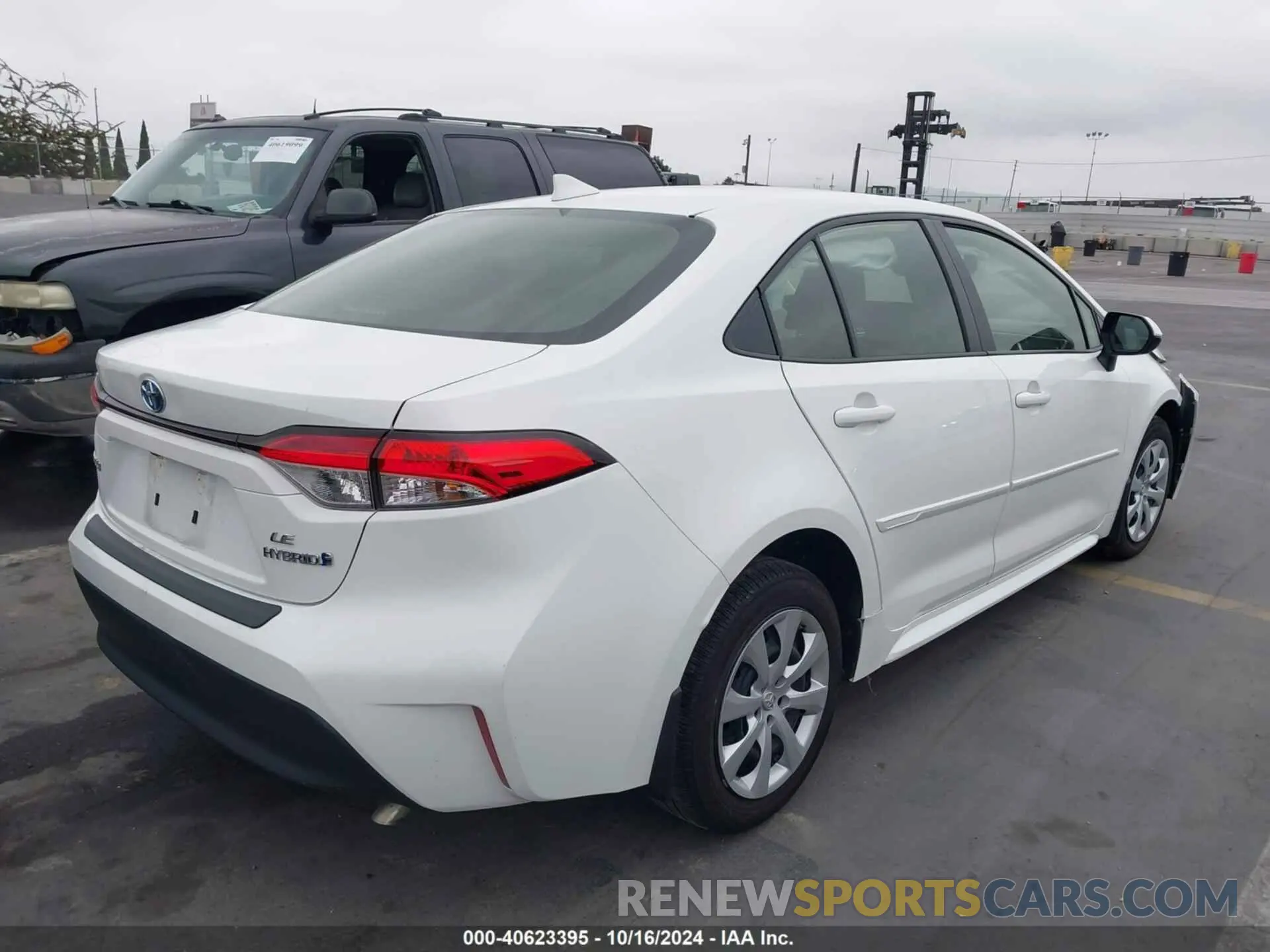 4 Photograph of a damaged car JTDBCMFE5P3014947 TOYOTA COROLLA 2023