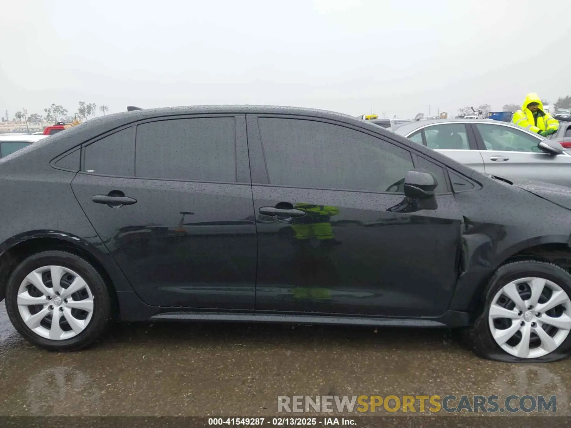 14 Photograph of a damaged car JTDBCMFE6PJ006111 TOYOTA COROLLA 2023