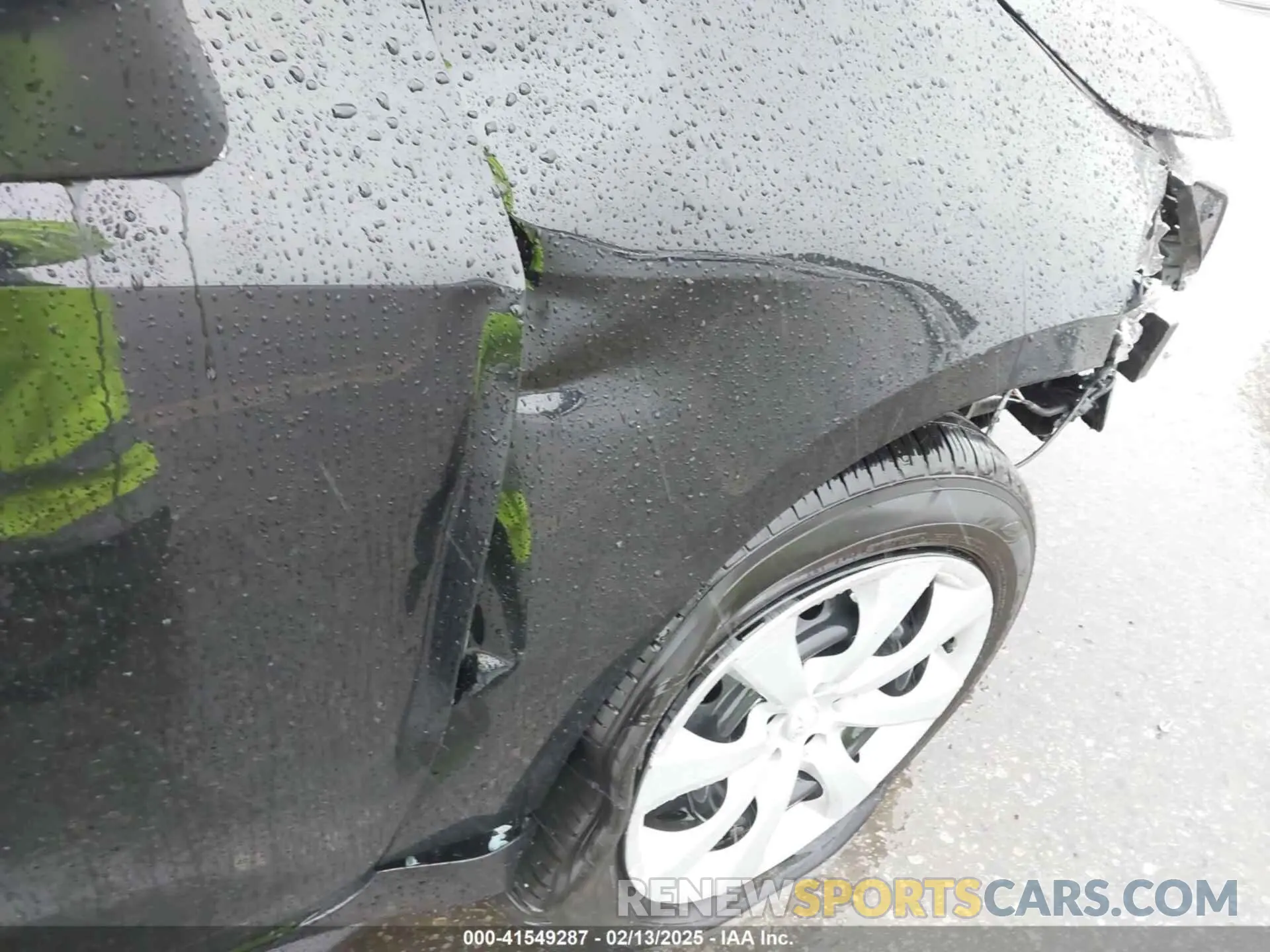 18 Photograph of a damaged car JTDBCMFE6PJ006111 TOYOTA COROLLA 2023