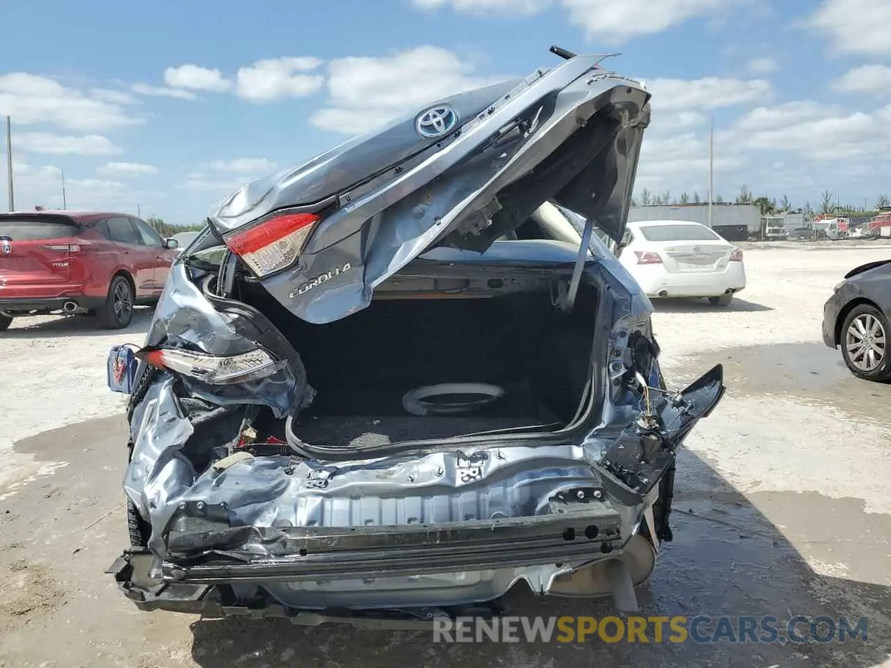 6 Photograph of a damaged car JTDBCMFE6PJ015634 TOYOTA COROLLA 2023