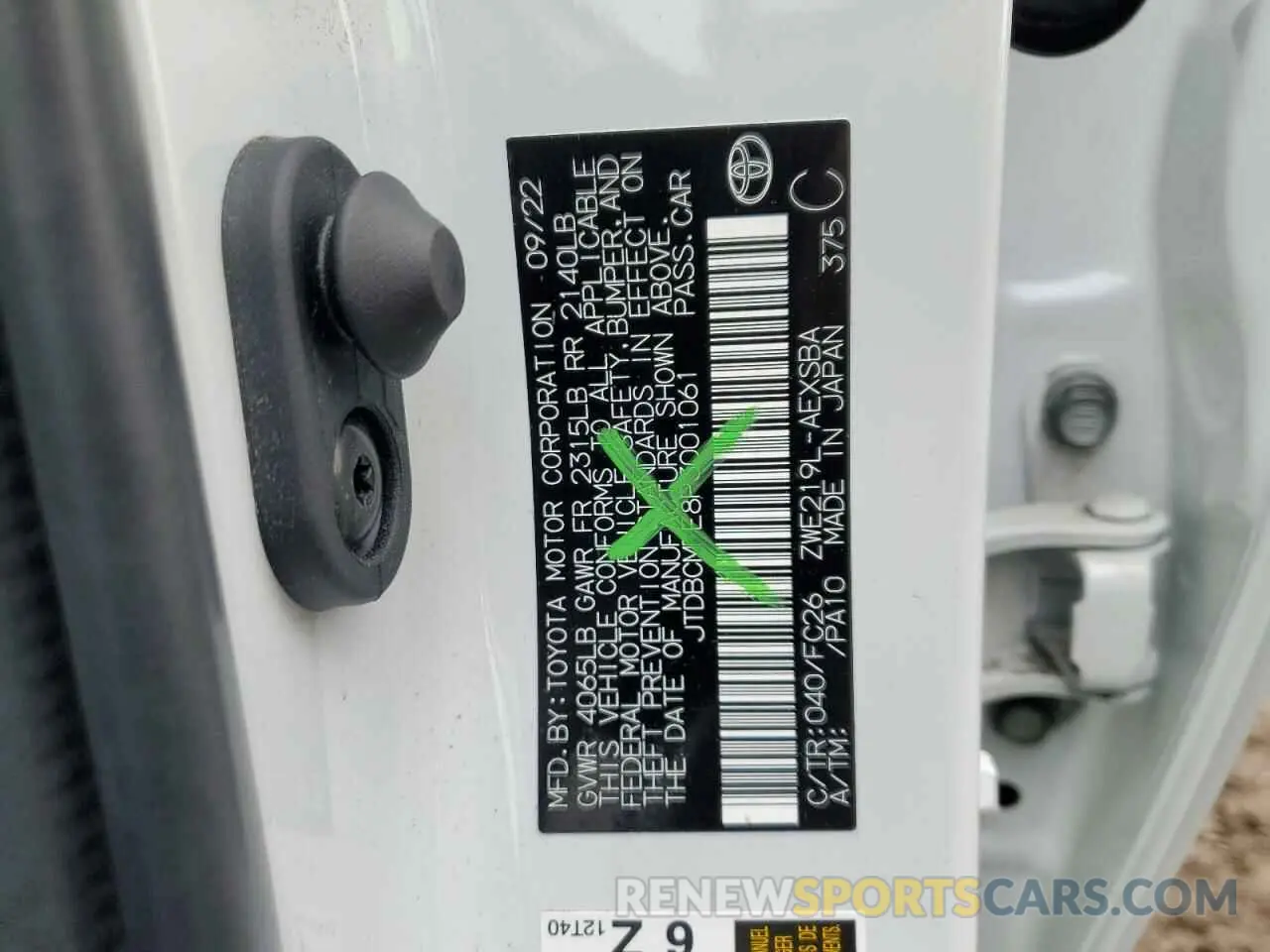 12 Фотография поврежденного автомобиля JTDBCMFE8P3001061 TOYOTA COROLLA 2023