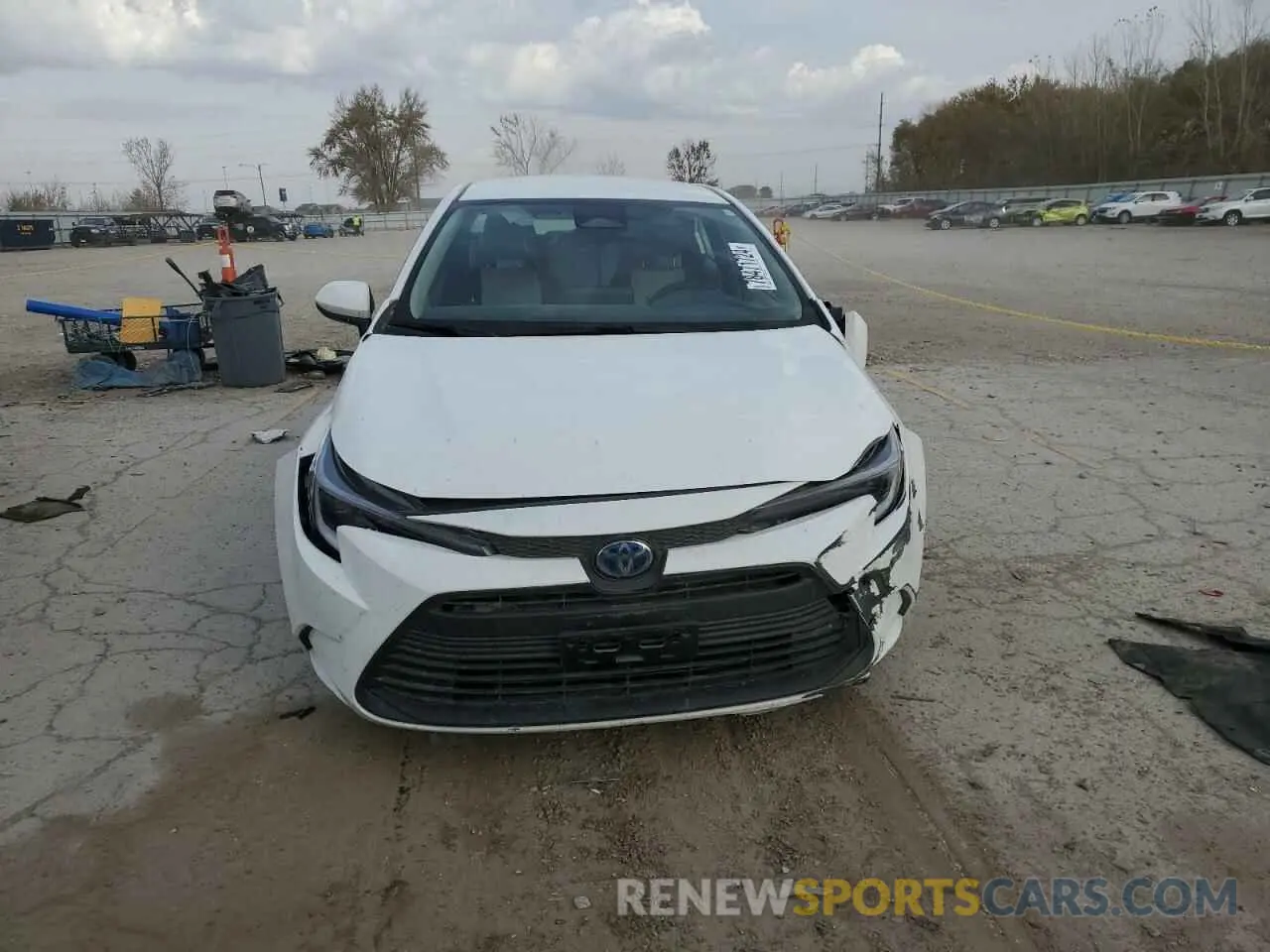 5 Фотография поврежденного автомобиля JTDBCMFE8PJ011603 TOYOTA COROLLA 2023