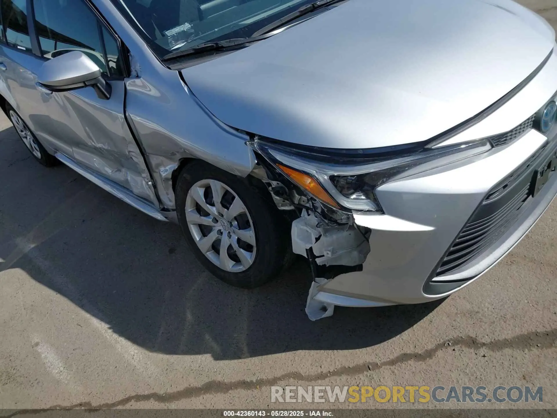 6 Photograph of a damaged car JTDBCMFE9PJ007236 TOYOTA COROLLA 2023