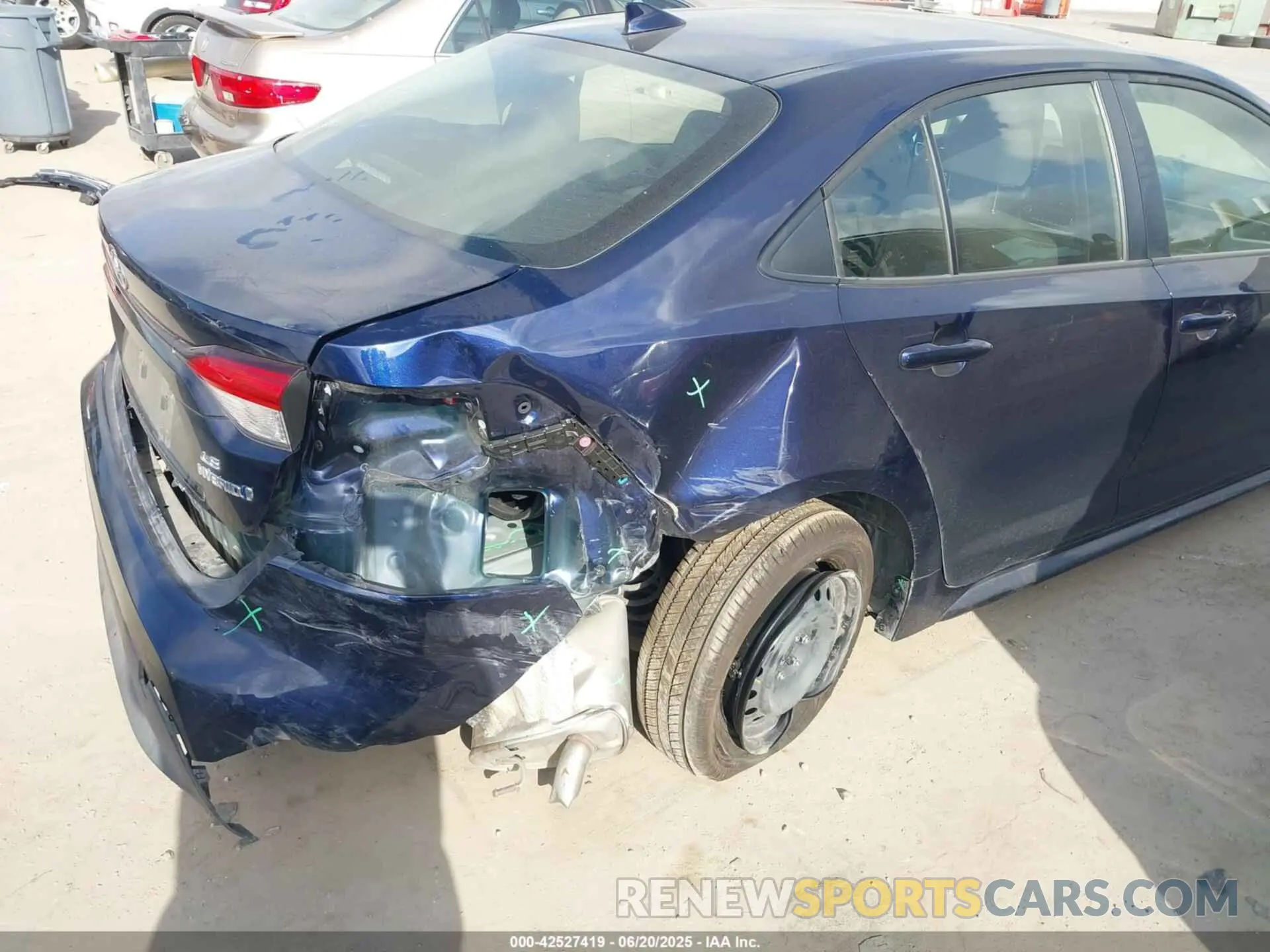 6 Photograph of a damaged car JTDBCMFE9PJ013411 TOYOTA COROLLA 2023