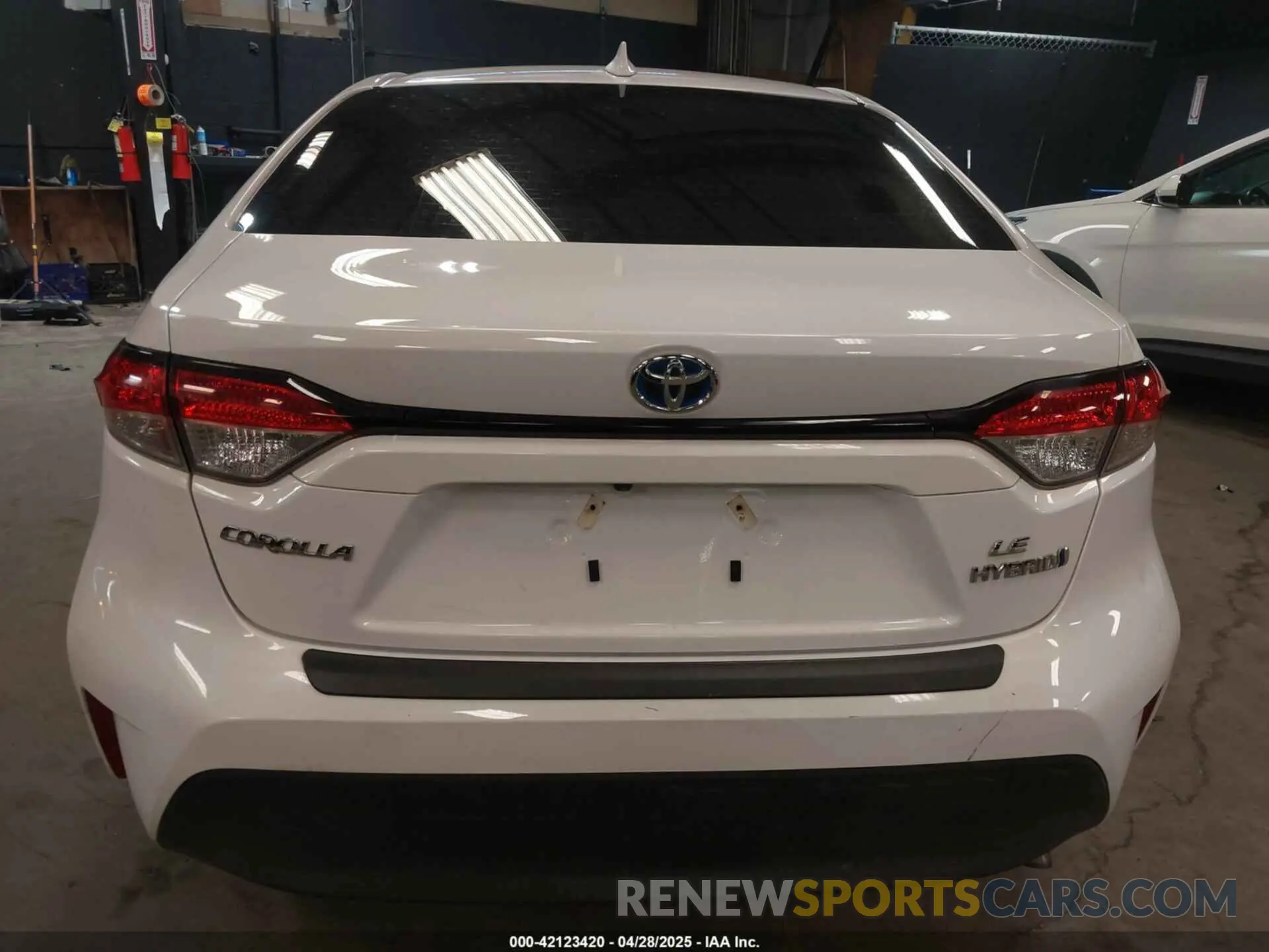 16 Photograph of a damaged car JTDBDMHE3P3003472 TOYOTA COROLLA 2023