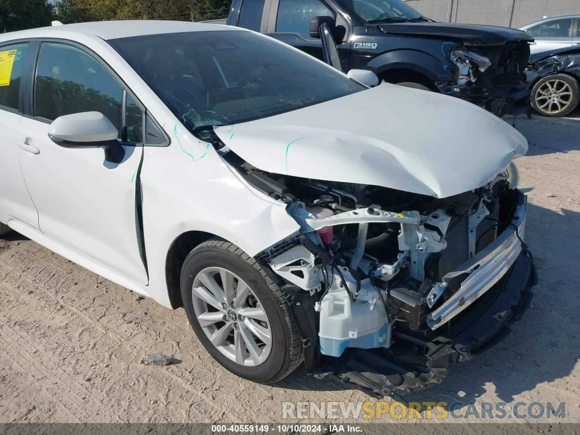 17 Photograph of a damaged car JTND4MBE1P3213646 TOYOTA COROLLA 2023