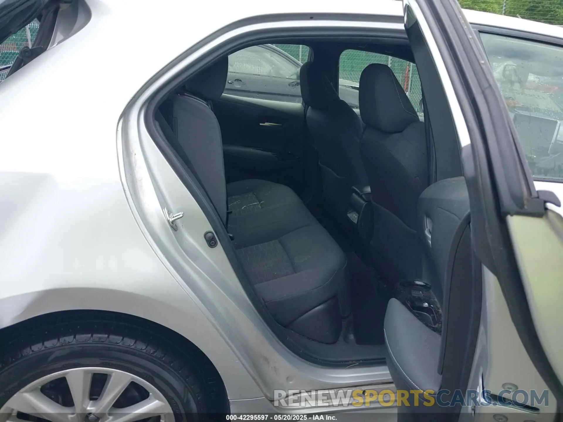8 Фотография поврежденного автомобиля JTND4MBE6P3201993 TOYOTA COROLLA 2023