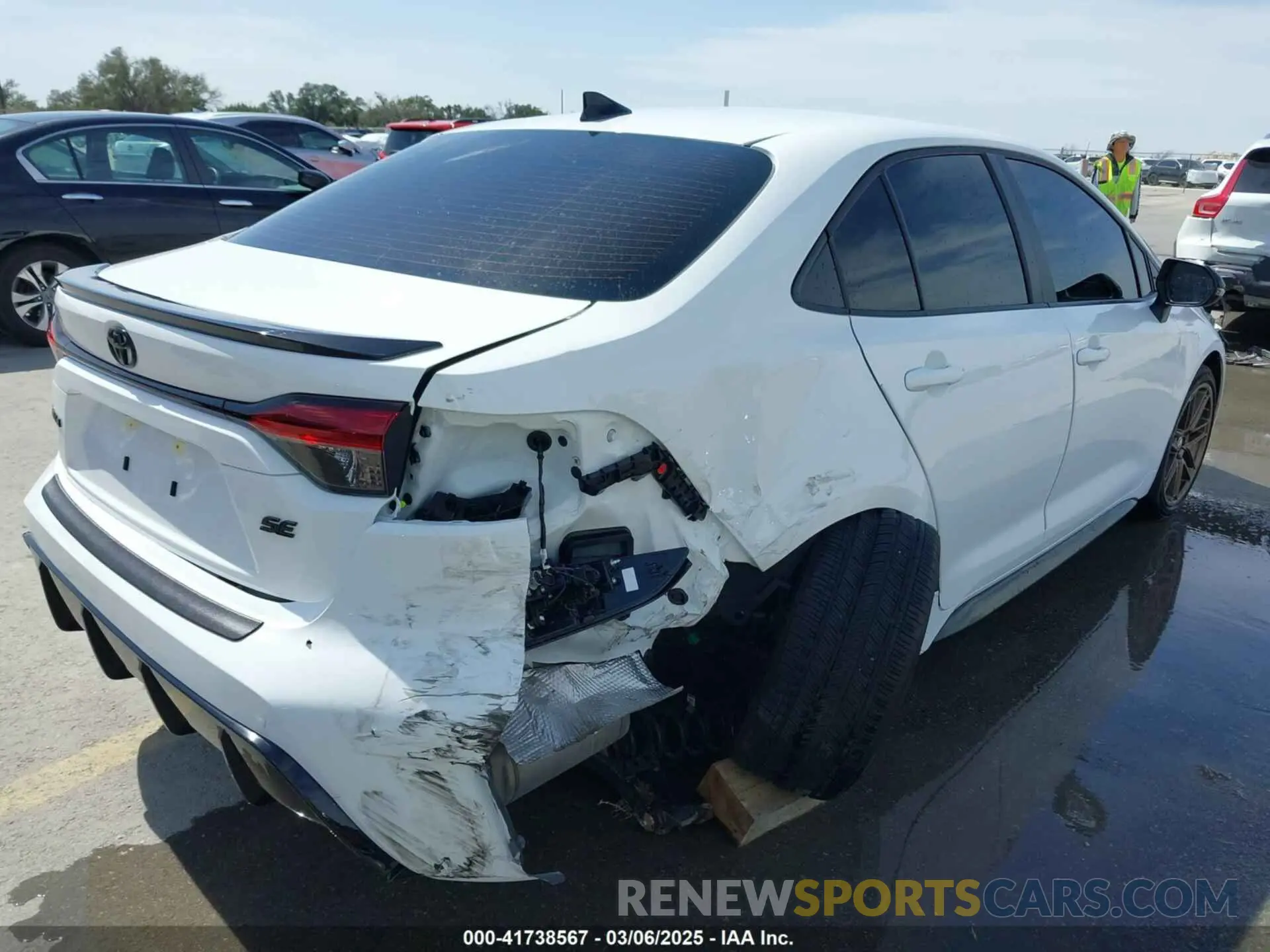 4 Photograph of a damaged car 5YFB4MCE2RP204510 TOYOTA COROLLA 2024