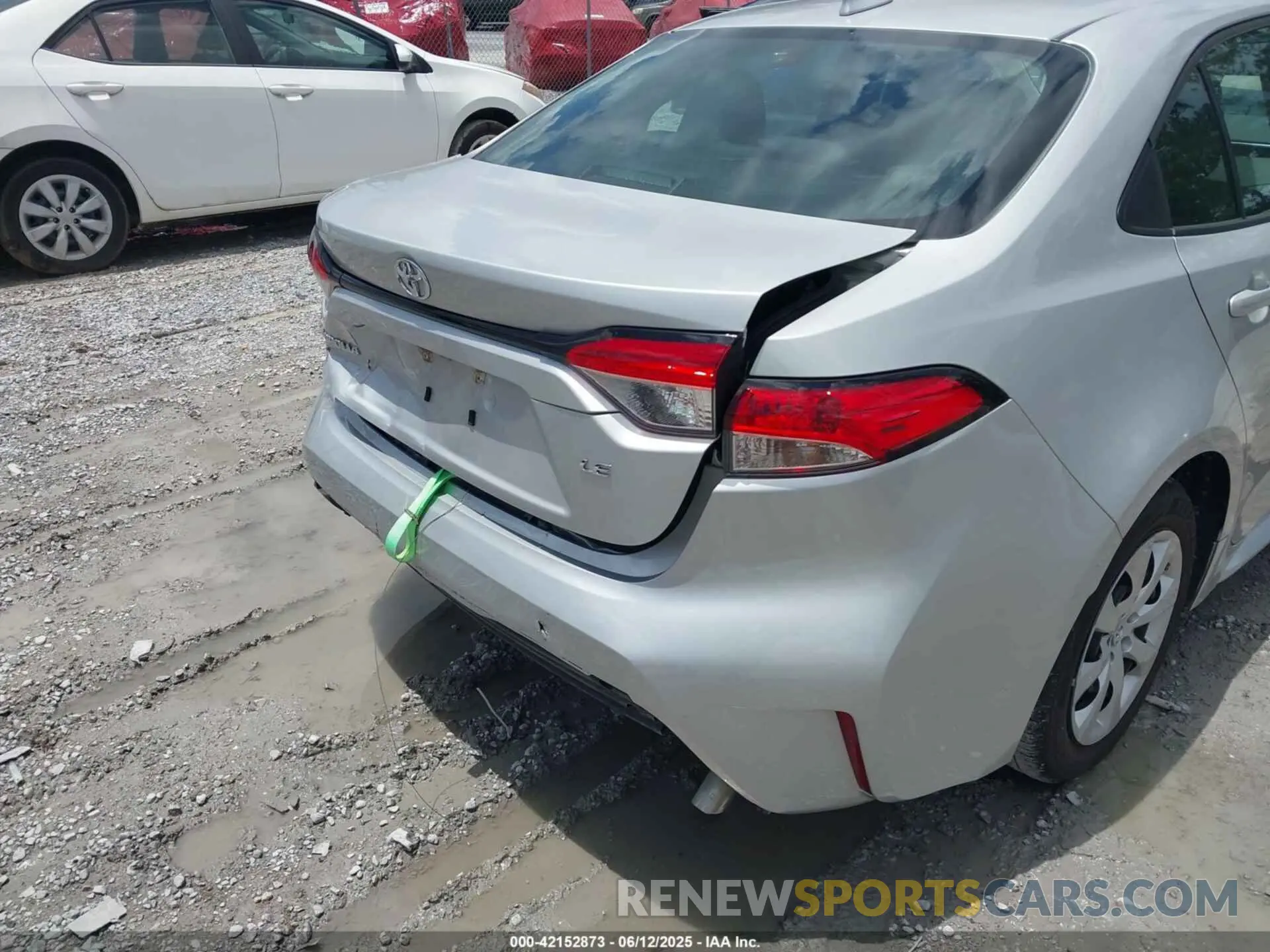18 Photograph of a damaged car 5YFB4MDE0RP083393 TOYOTA COROLLA 2024