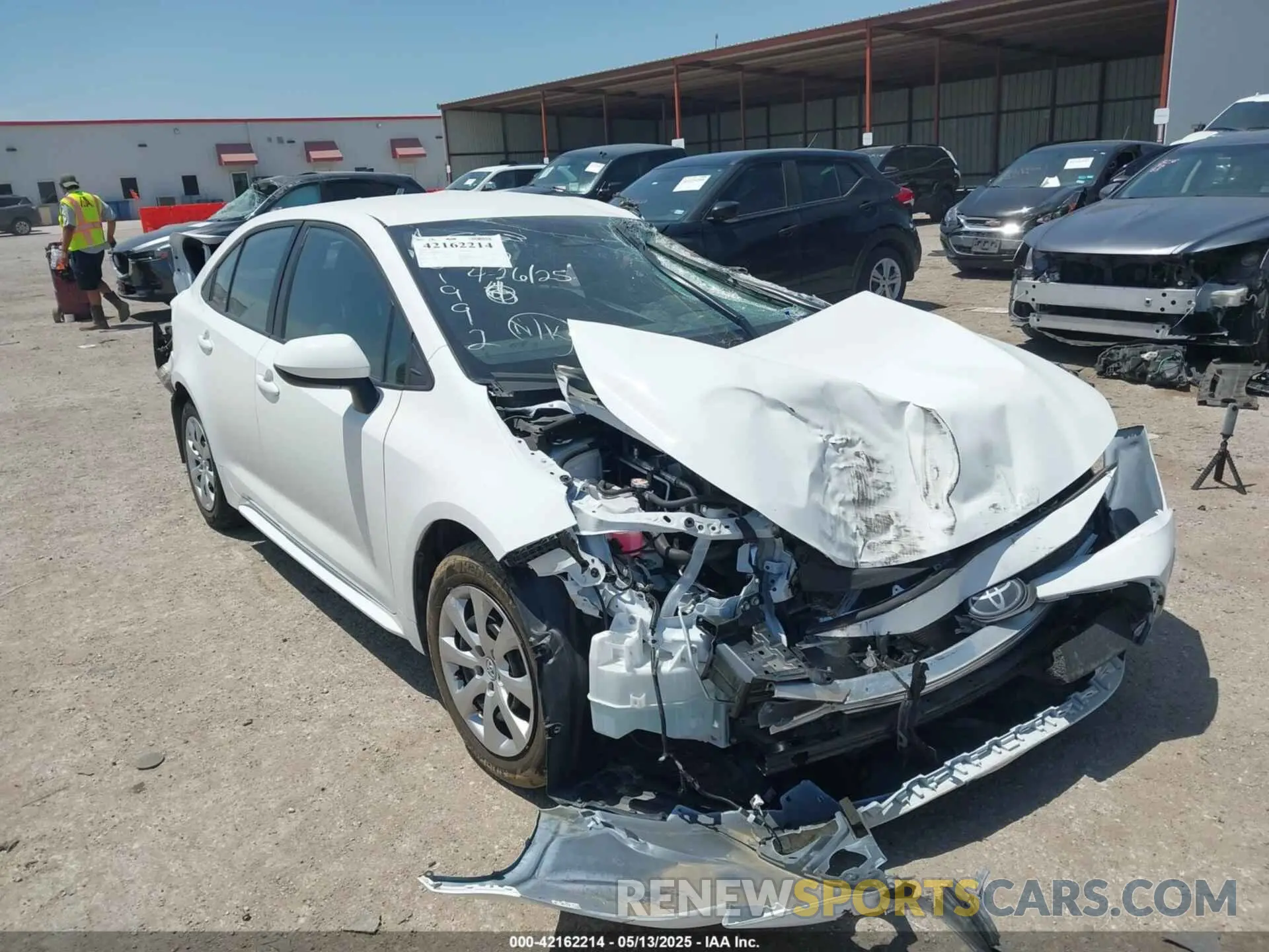 1 Фотография поврежденного автомобиля 5YFB4MDE0RP120068 TOYOTA COROLLA 2024