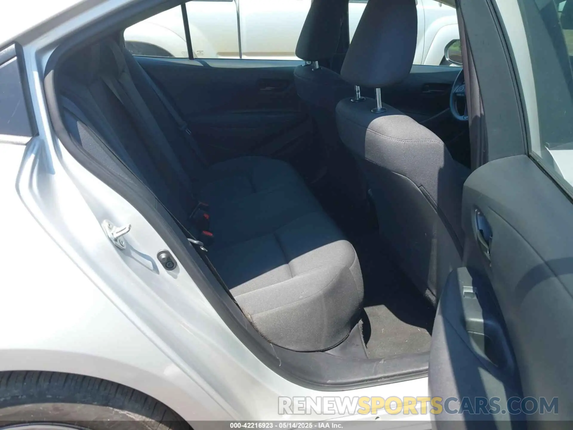 8 Photograph of a damaged car 5YFB4MDE0RP122550 TOYOTA COROLLA 2024
