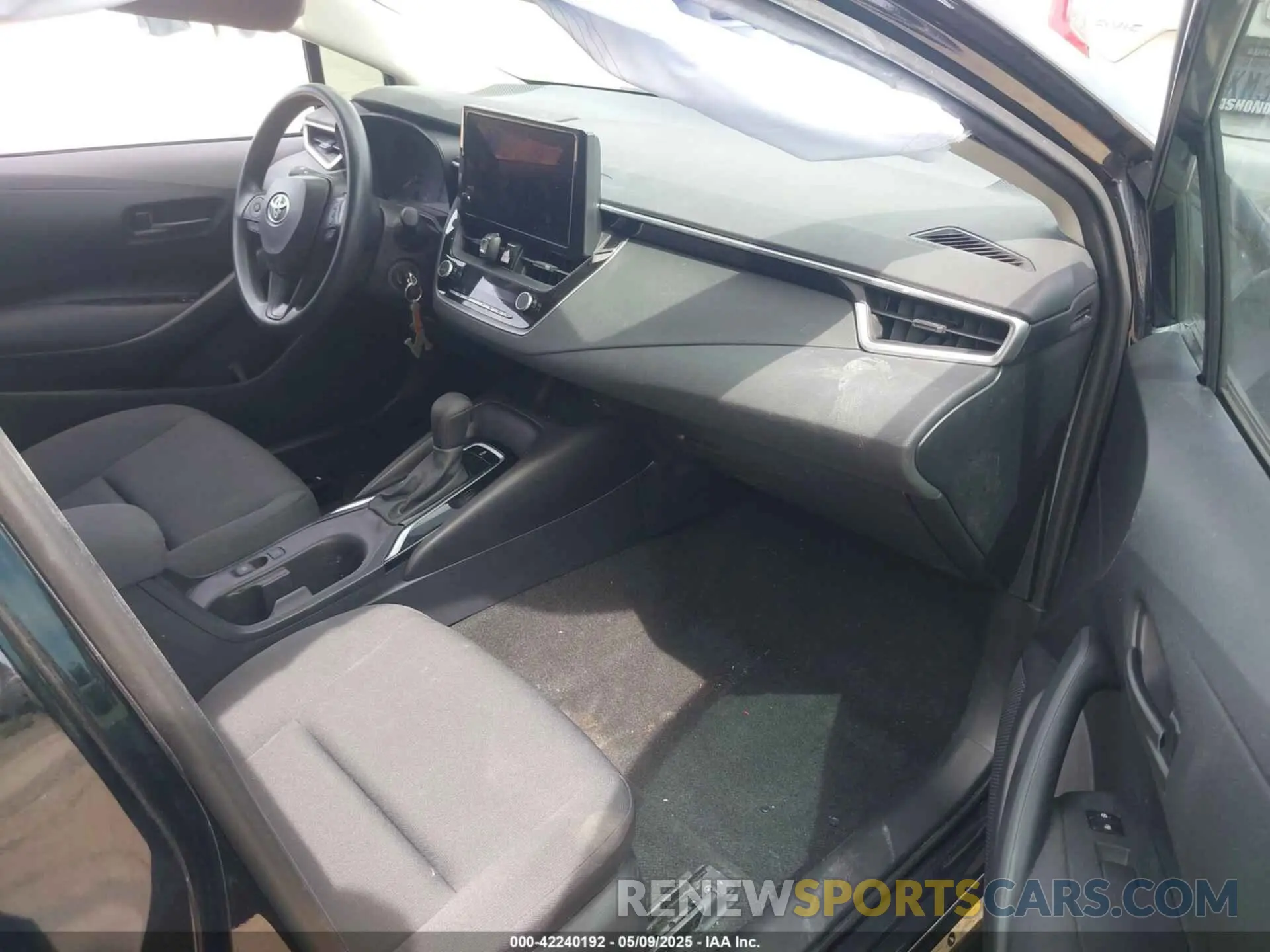 5 Photograph of a damaged car 5YFB4MDE0RP146119 TOYOTA COROLLA 2024