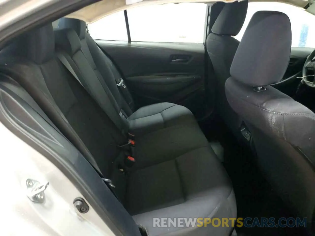 10 Photograph of a damaged car 5YFB4MDE0RP158190 TOYOTA COROLLA 2024
