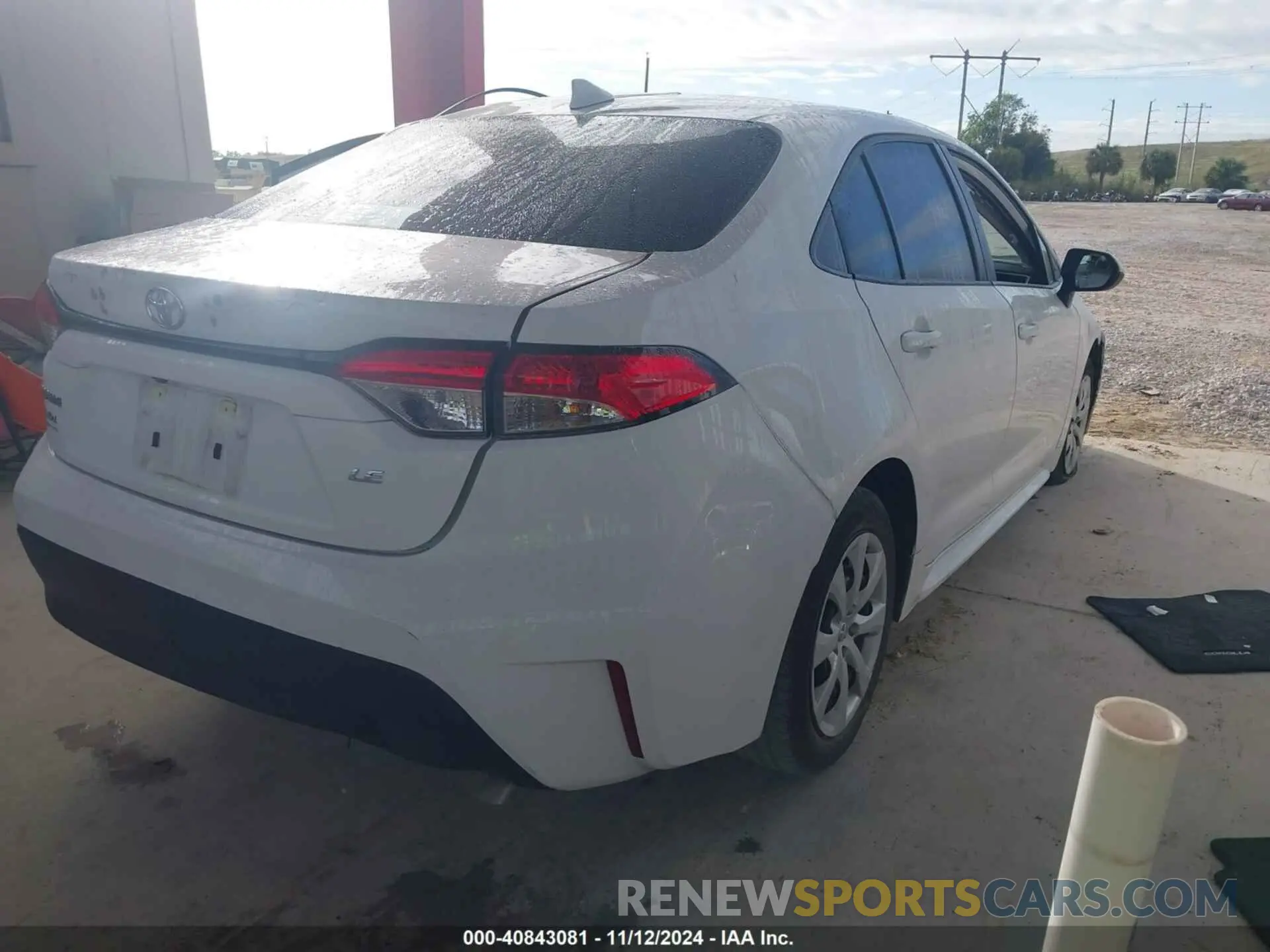4 Photograph of a damaged car 5YFB4MDE0RP189035 TOYOTA COROLLA 2024