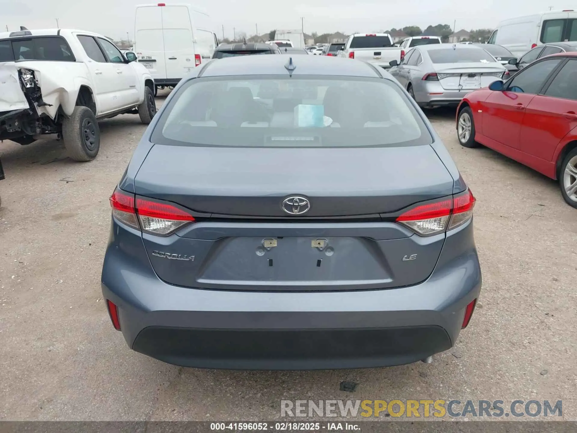 17 Фотография поврежденного автомобиля 5YFB4MDE0RP210806 TOYOTA COROLLA 2024