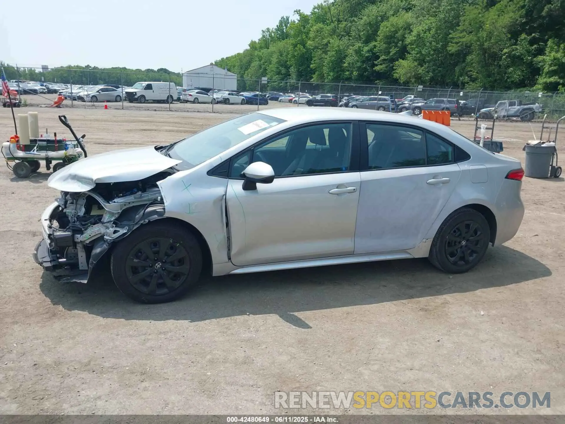14 Photograph of a damaged car 5YFB4MDE1RP079935 TOYOTA COROLLA 2024
