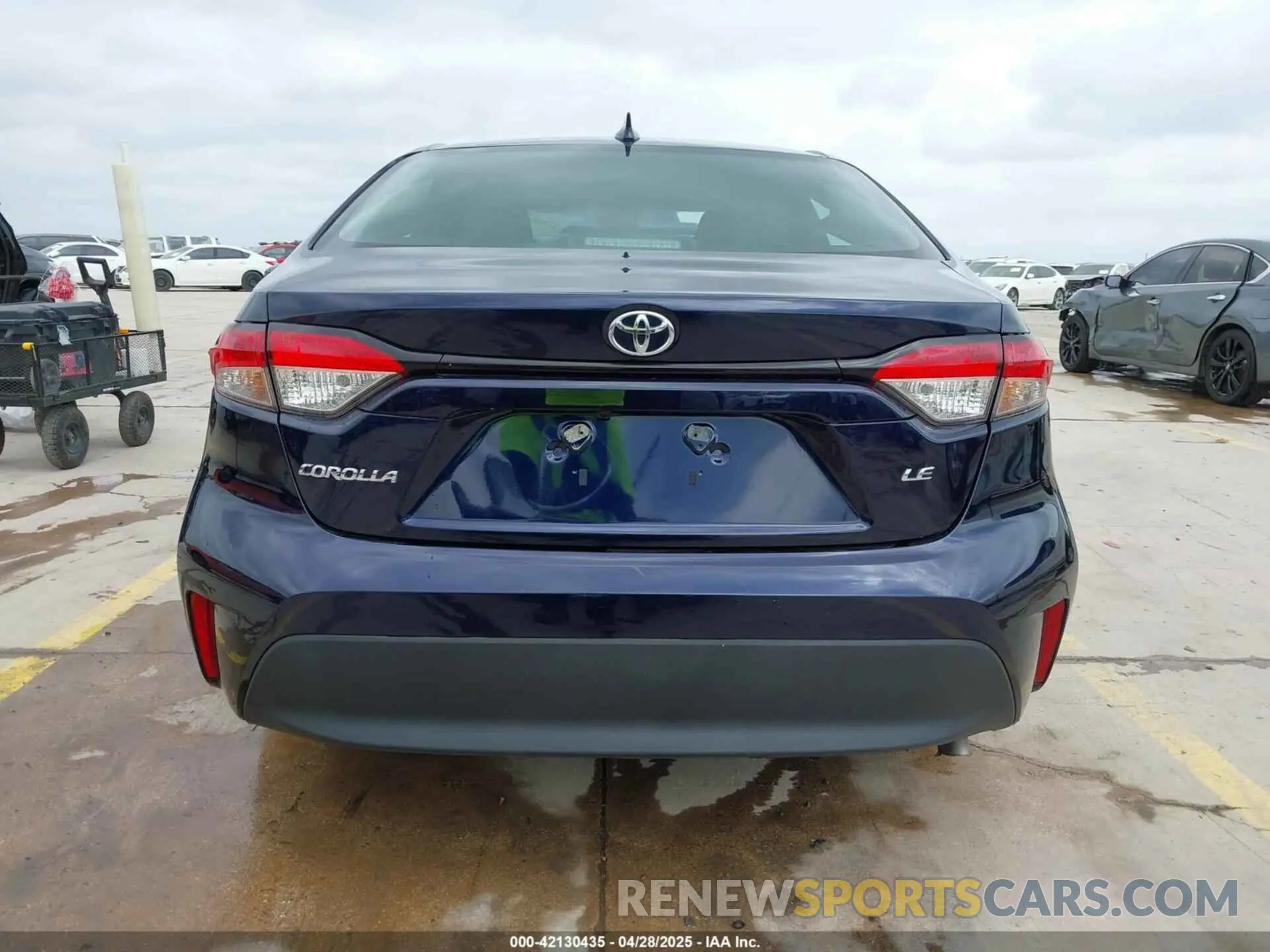 17 Photograph of a damaged car 5YFB4MDE1RP090031 TOYOTA COROLLA 2024