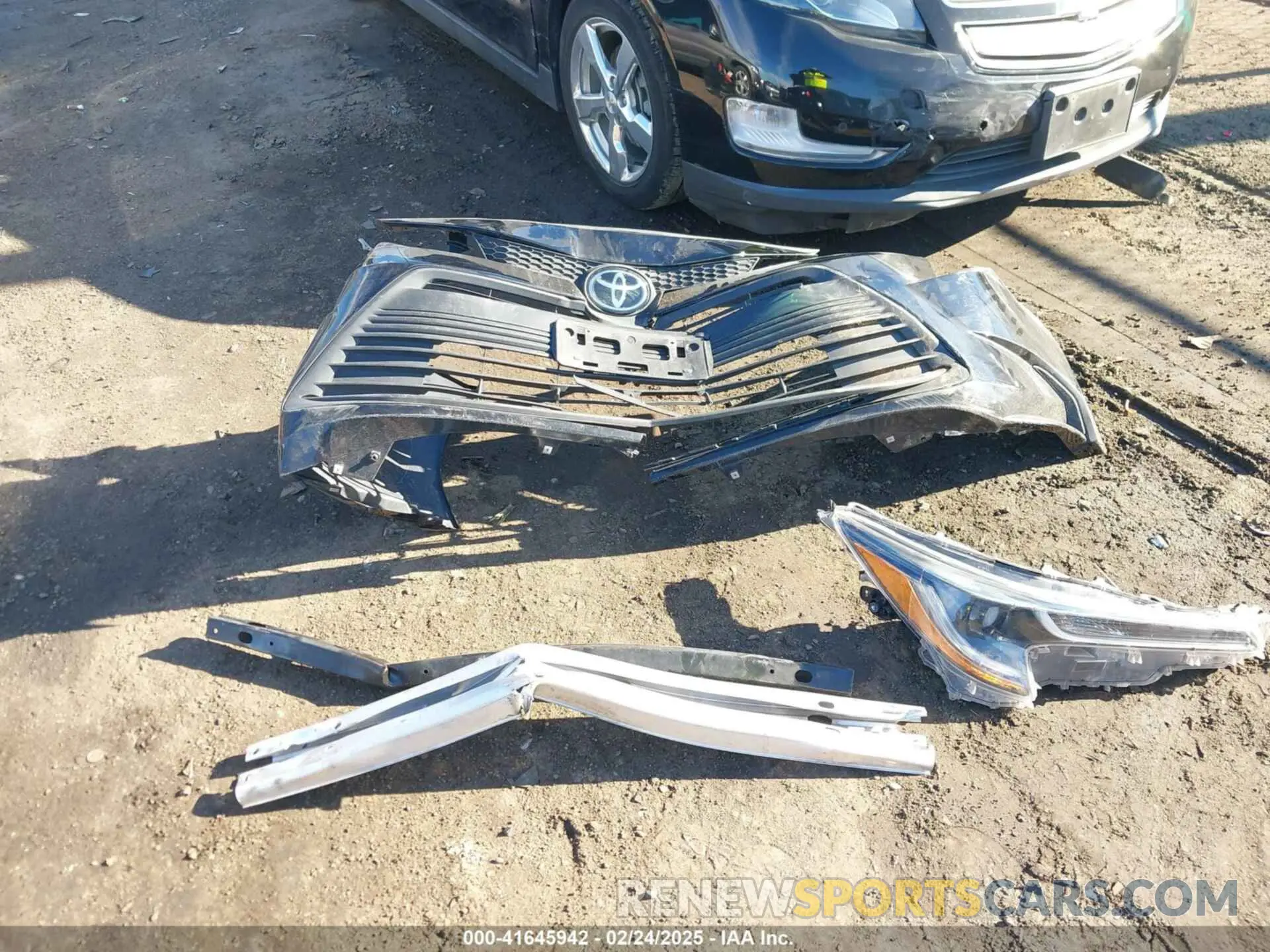 12 Photograph of a damaged car 5YFB4MDE1RP099926 TOYOTA COROLLA 2024