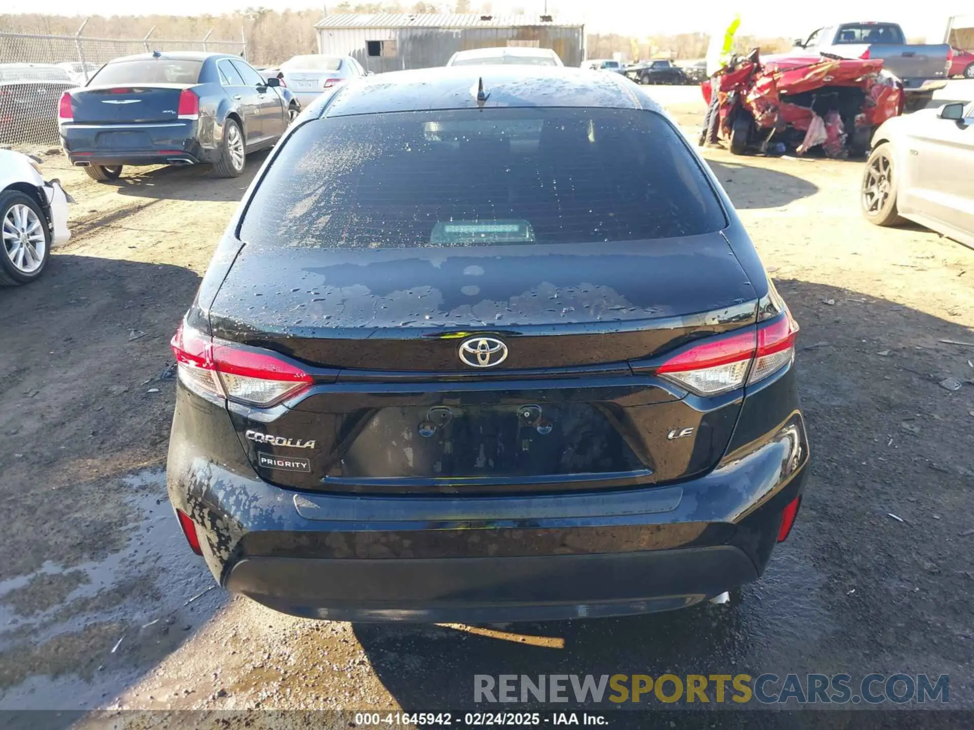 17 Photograph of a damaged car 5YFB4MDE1RP099926 TOYOTA COROLLA 2024