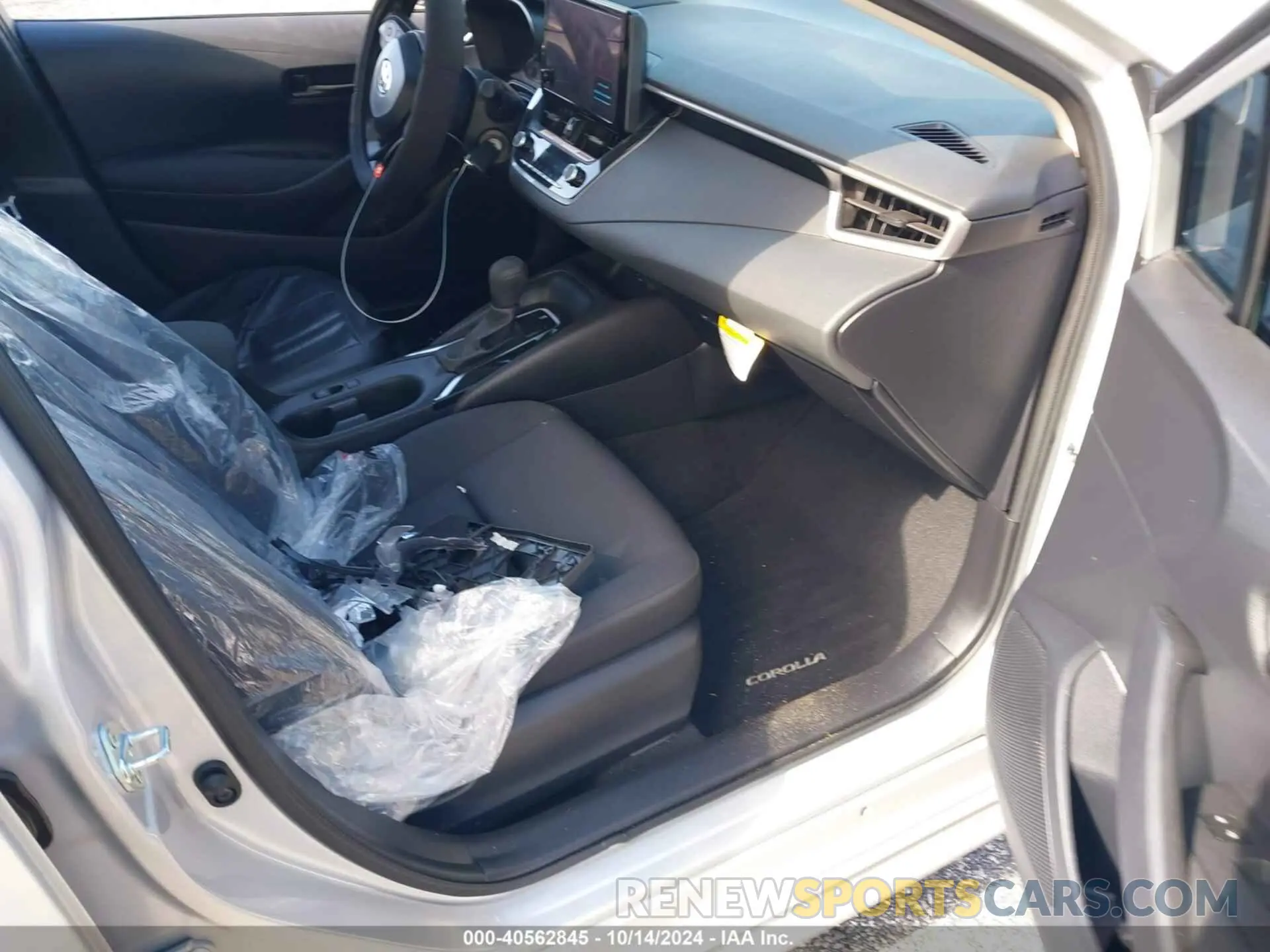 5 Photograph of a damaged car 5YFB4MDE1RP102999 TOYOTA COROLLA 2024