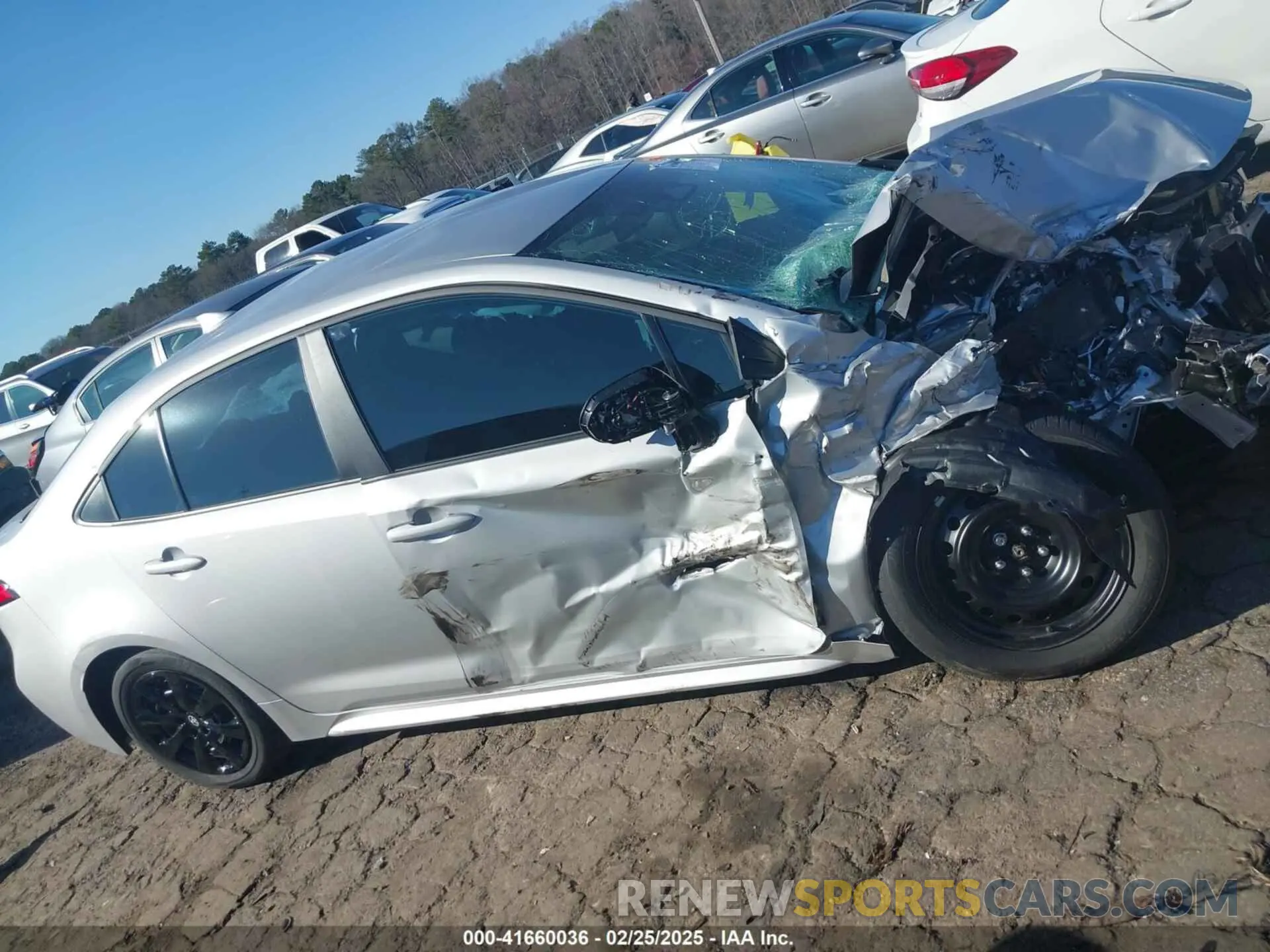 14 Photograph of a damaged car 5YFB4MDE1RP151216 TOYOTA COROLLA 2024