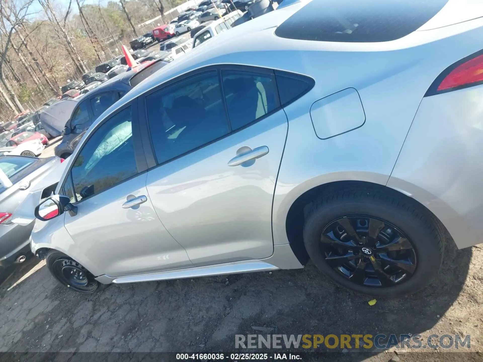 15 Photograph of a damaged car 5YFB4MDE1RP151216 TOYOTA COROLLA 2024