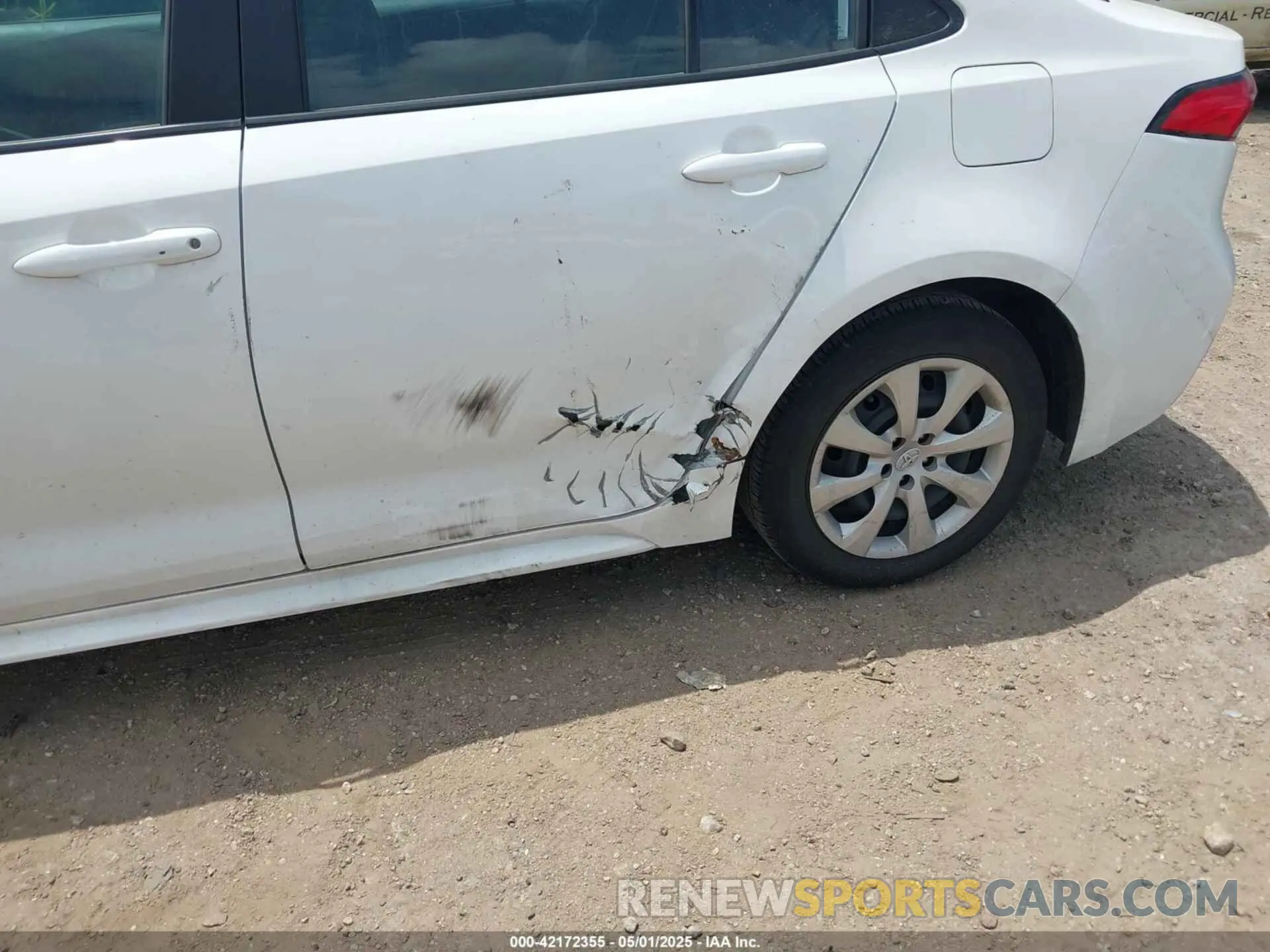 6 Photograph of a damaged car 5YFB4MDE1RP170932 TOYOTA COROLLA 2024