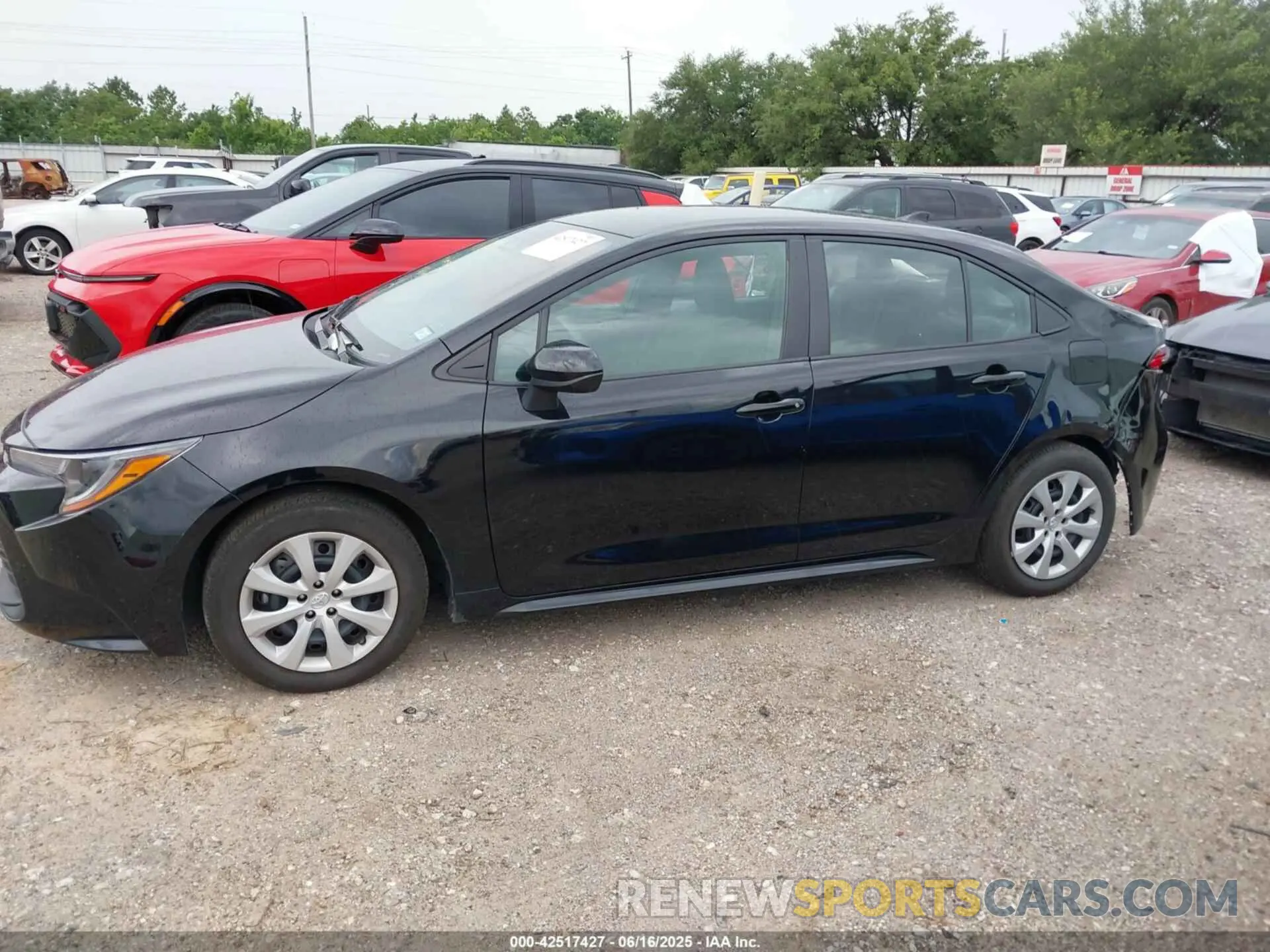 15 Photograph of a damaged car 5YFB4MDE1RP193479 TOYOTA COROLLA 2024