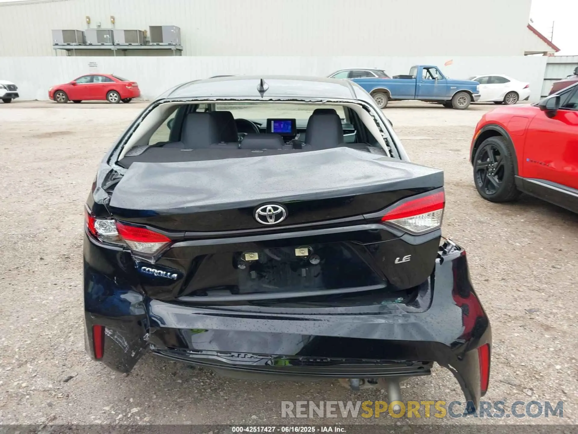 17 Photograph of a damaged car 5YFB4MDE1RP193479 TOYOTA COROLLA 2024