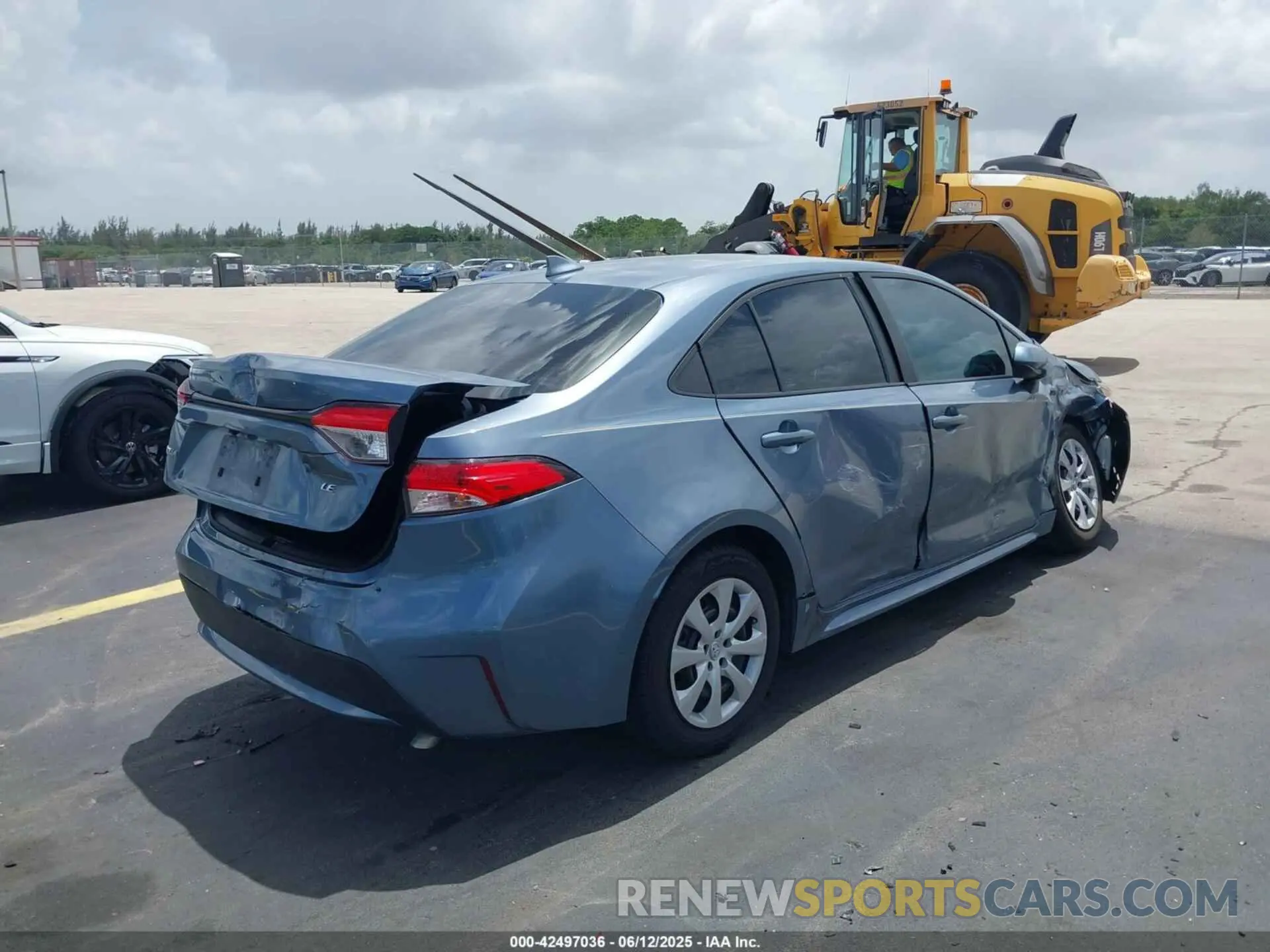 4 Photograph of a damaged car 5YFB4MDE2RP088143 TOYOTA COROLLA 2024