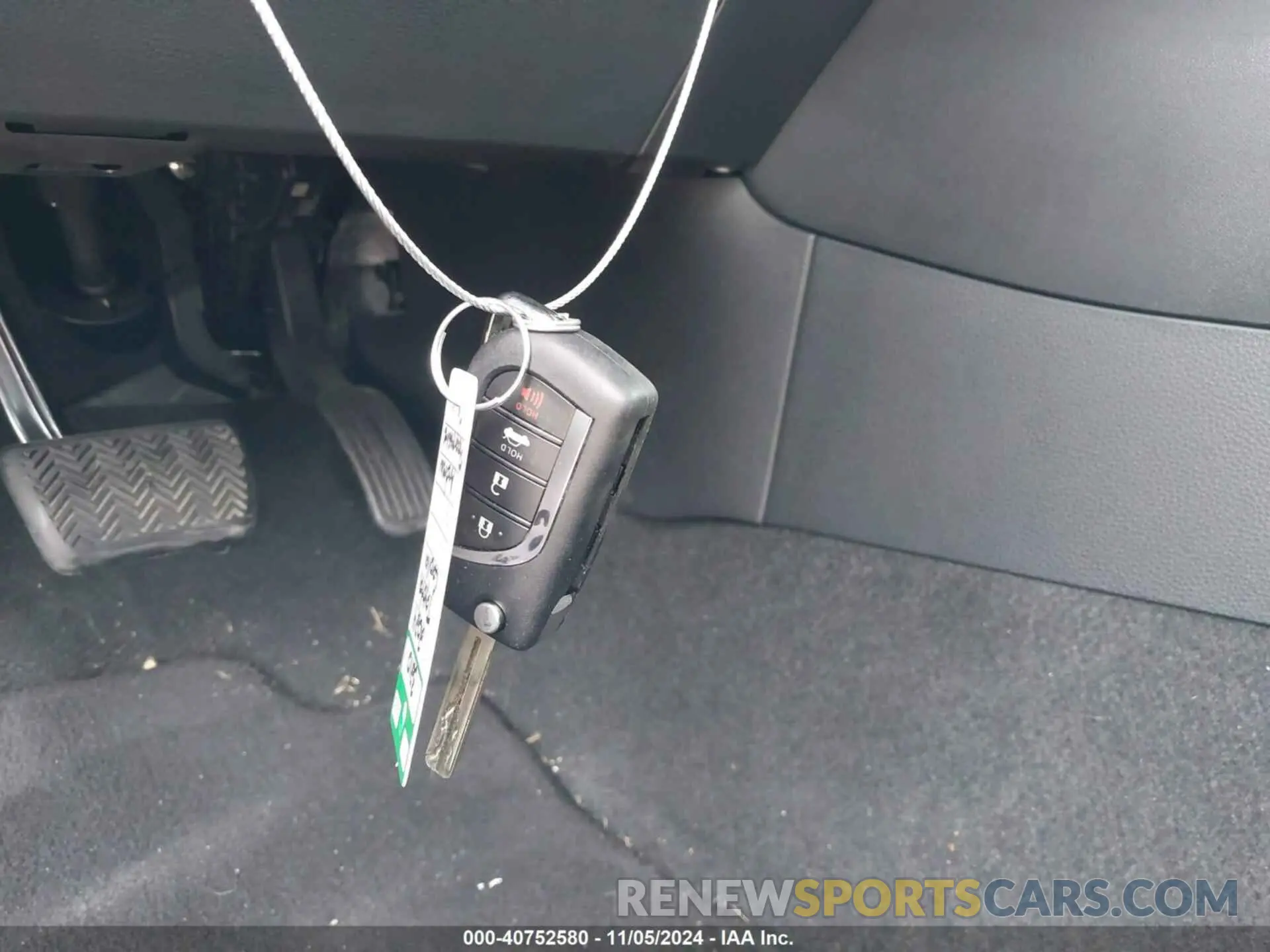 11 Photograph of a damaged car 5YFB4MDE2RP110383 TOYOTA COROLLA 2024
